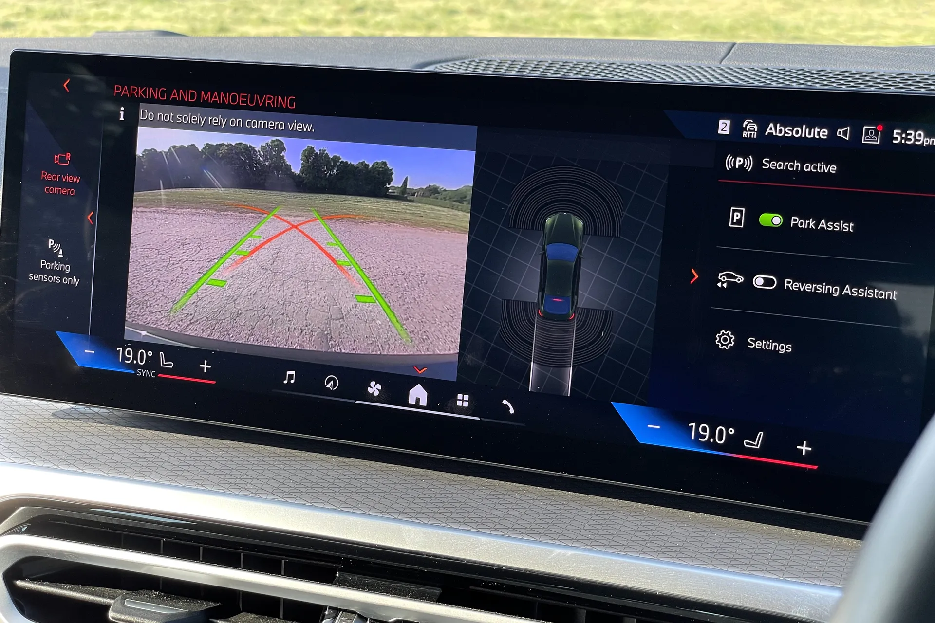 BMW I4 thumbnail image number 34