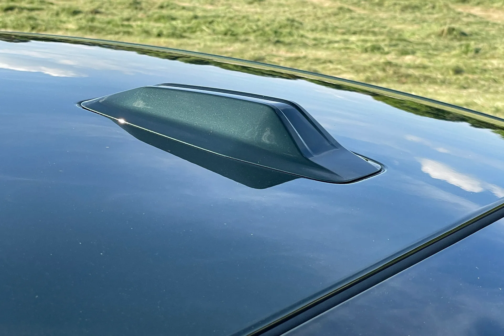 BMW I4 thumbnail image number 13