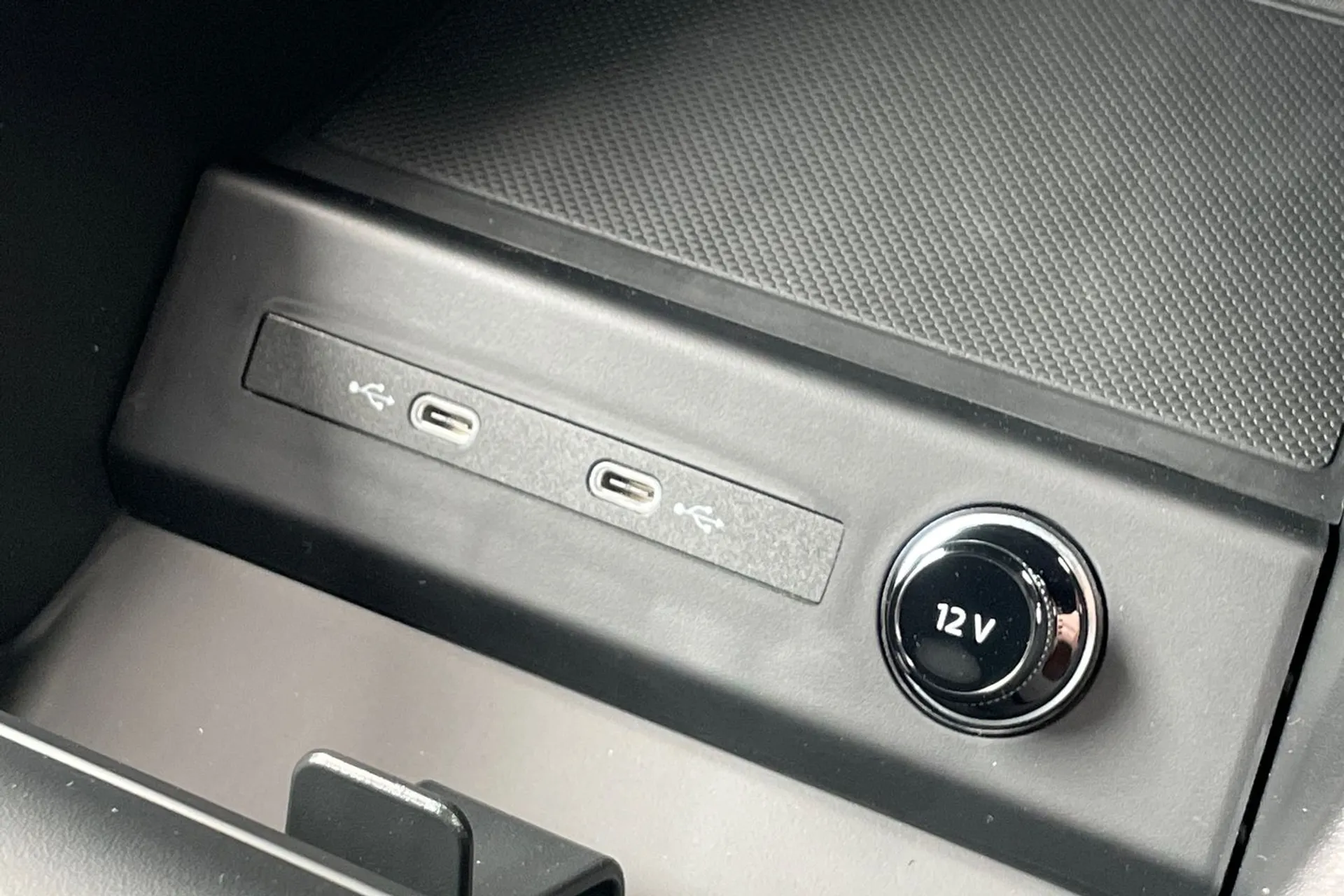 Audi Q4 thumbnail image number 48