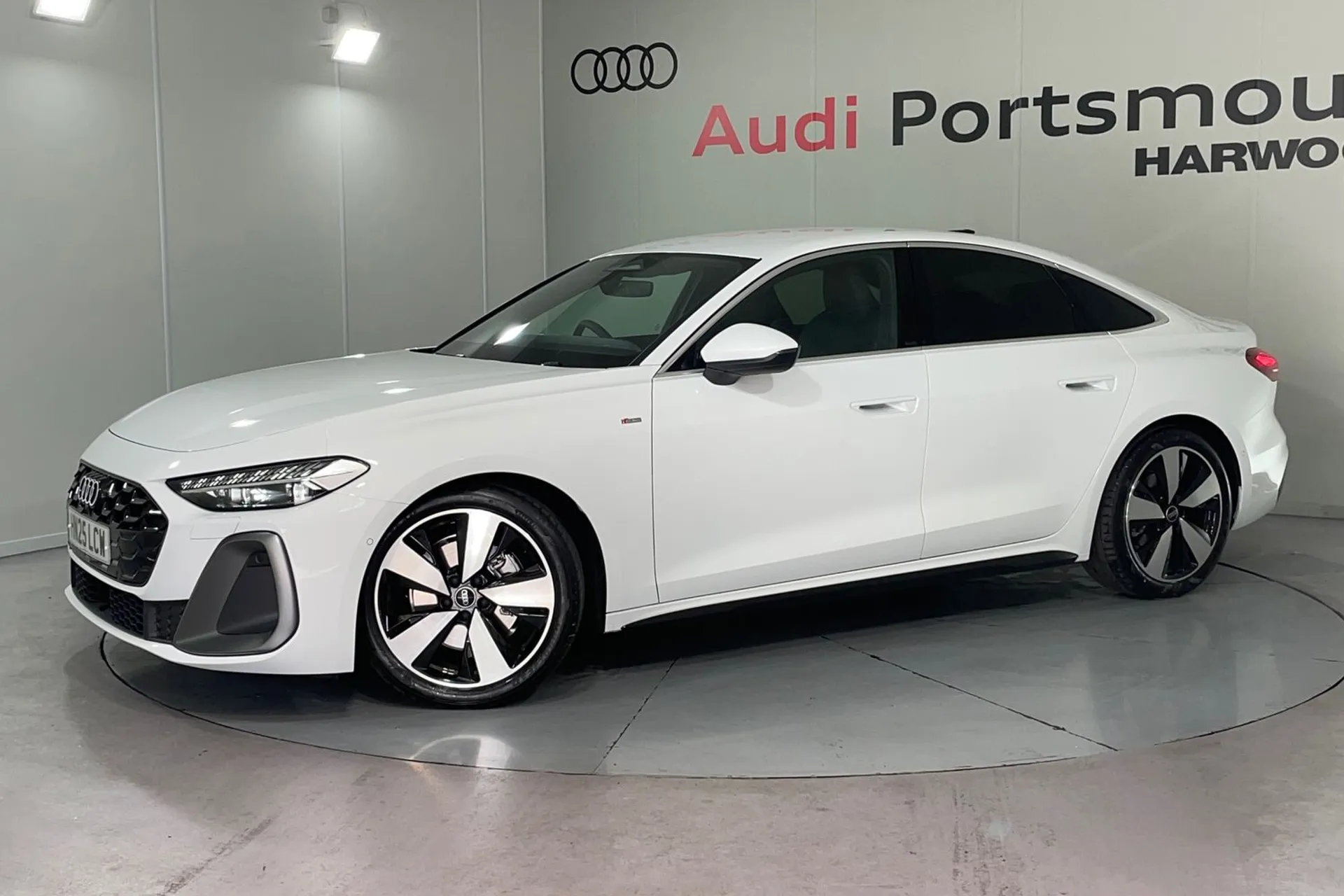 Audi A5 thumbnail image number 5