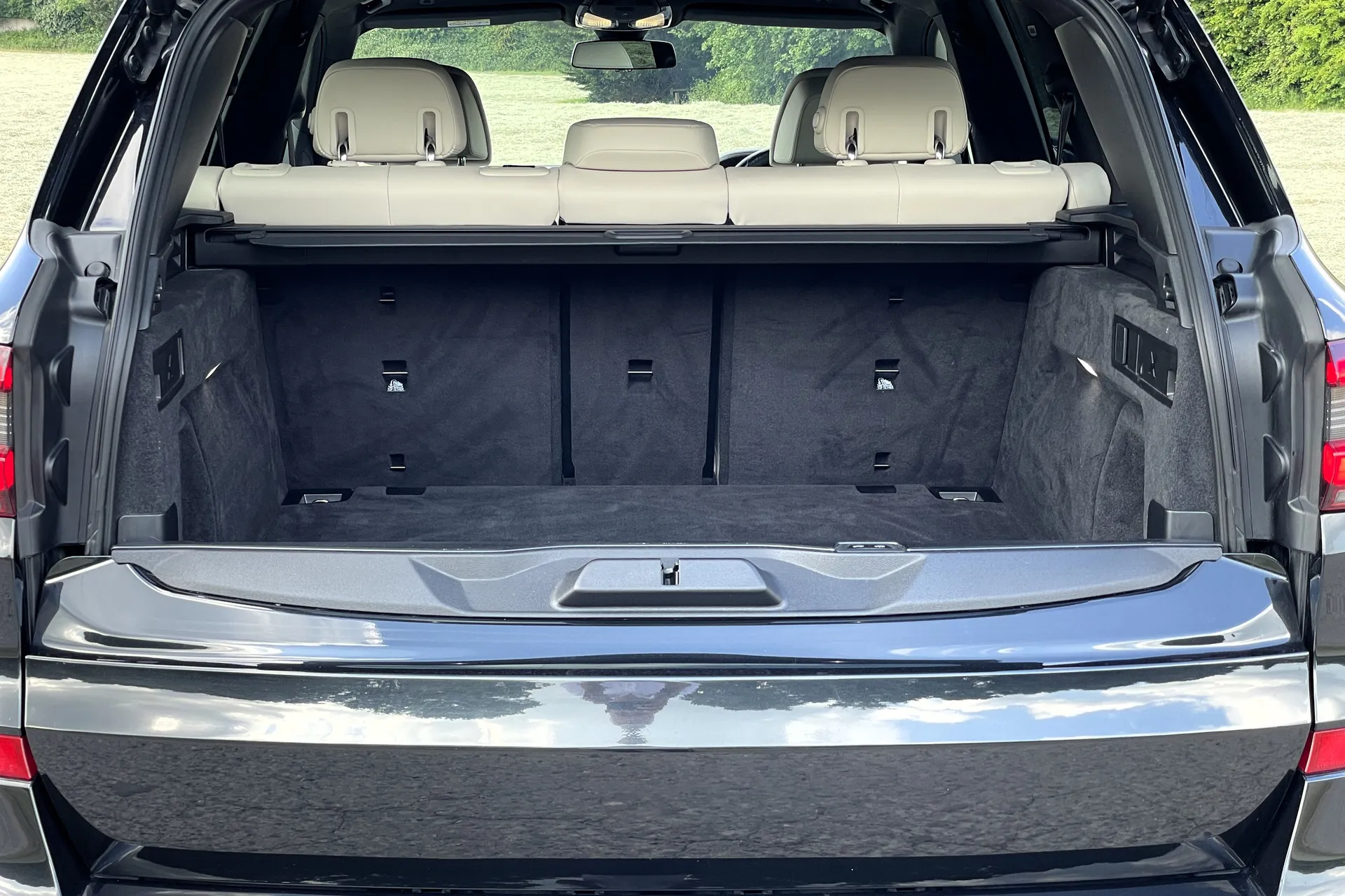 BMW X5 thumbnail image number 25