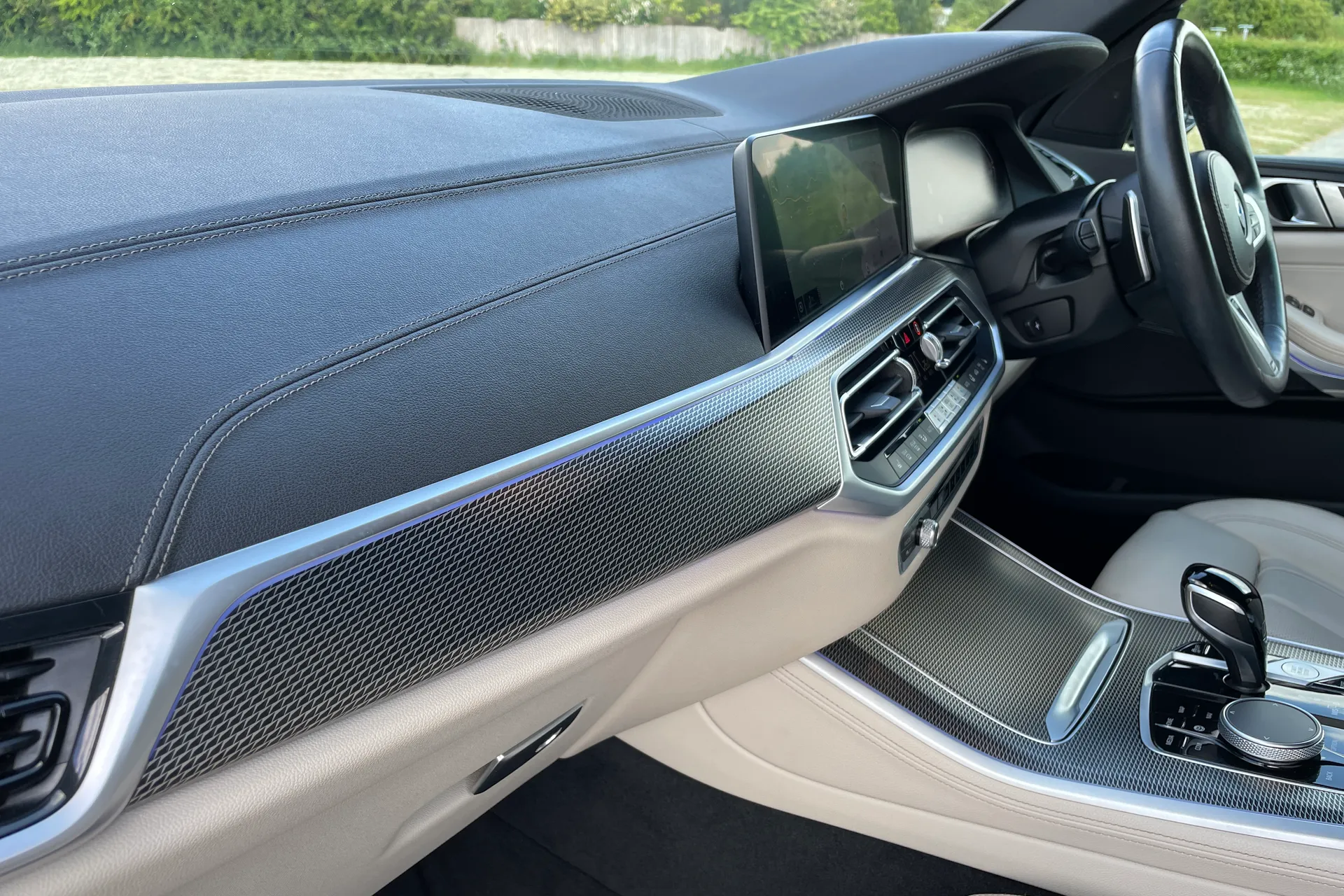 BMW X5 thumbnail image number 35