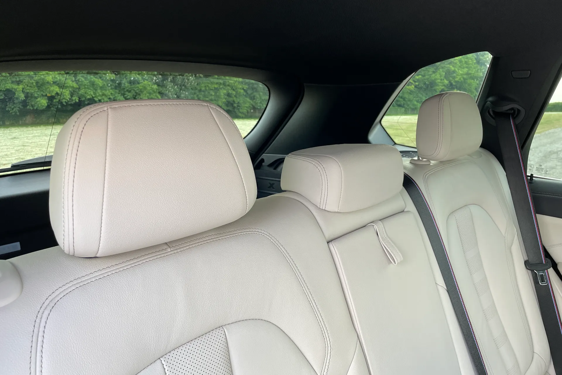 BMW X5 thumbnail image number 31