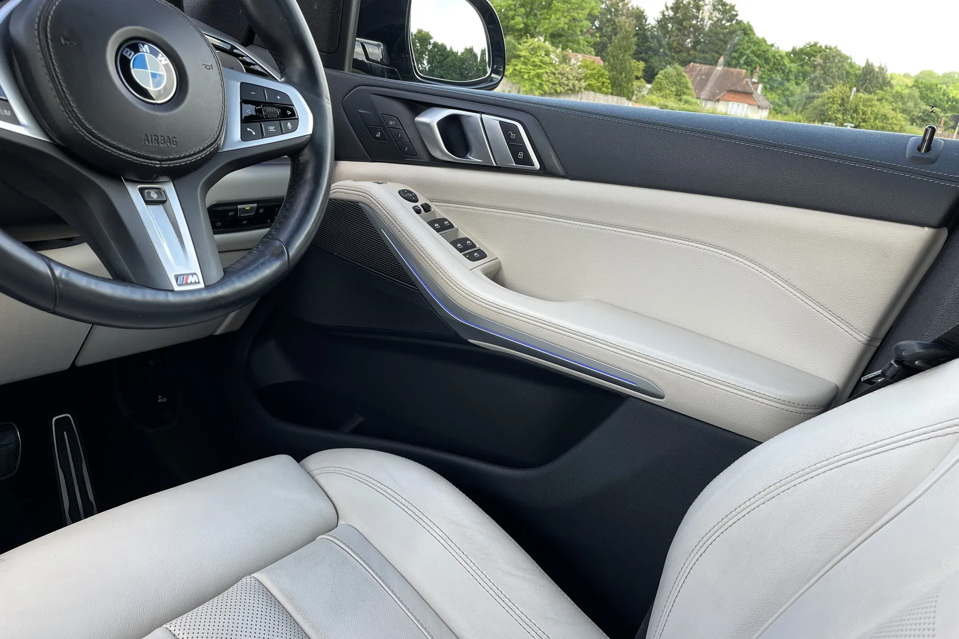 BMW X5 thumbnail image number 42