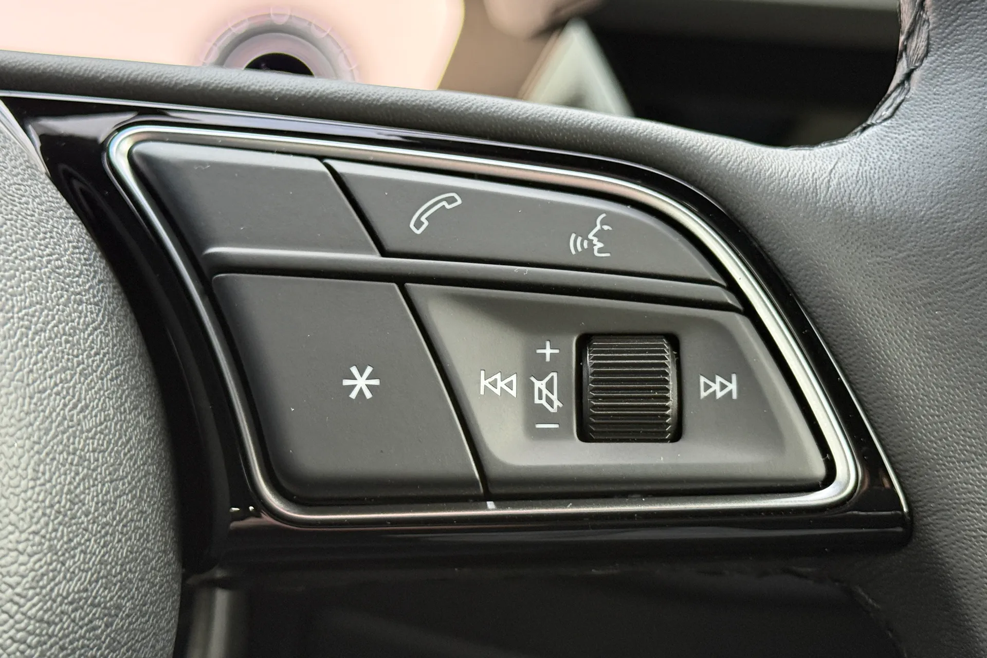 Audi A3 thumbnail image number 21