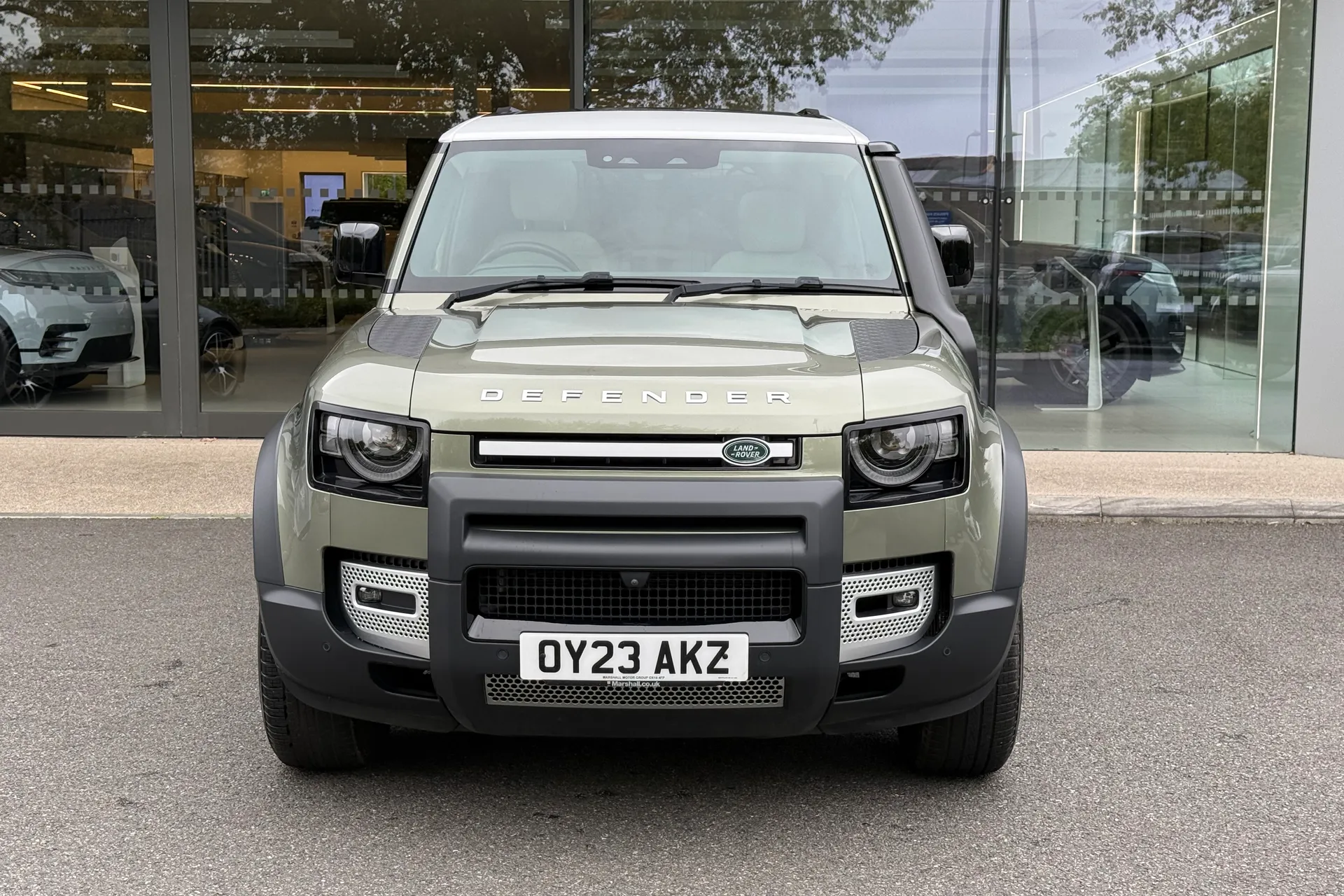 LAND ROVER DEFENDER thumbnail image number 6