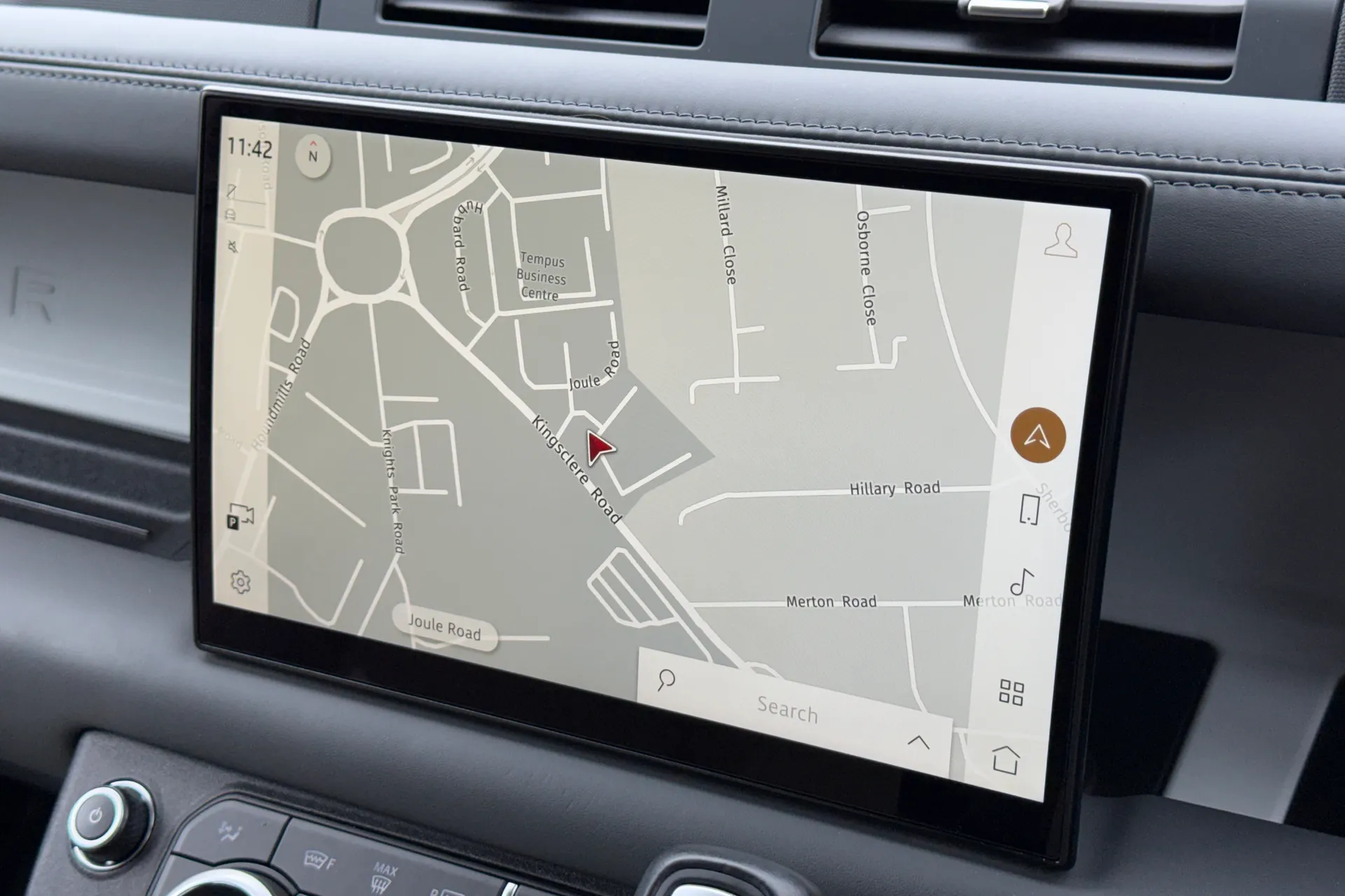 LAND ROVER DEFENDER thumbnail image number 30