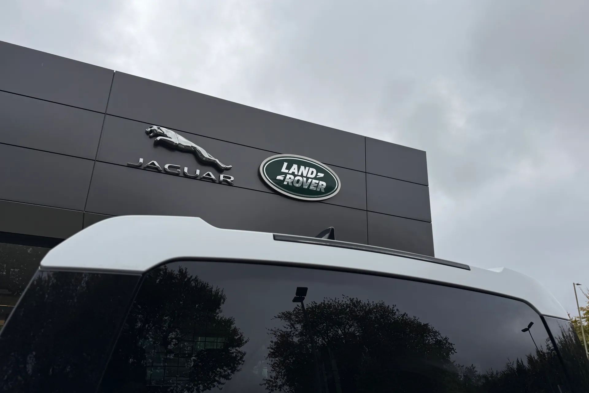 LAND ROVER DEFENDER thumbnail image number 33