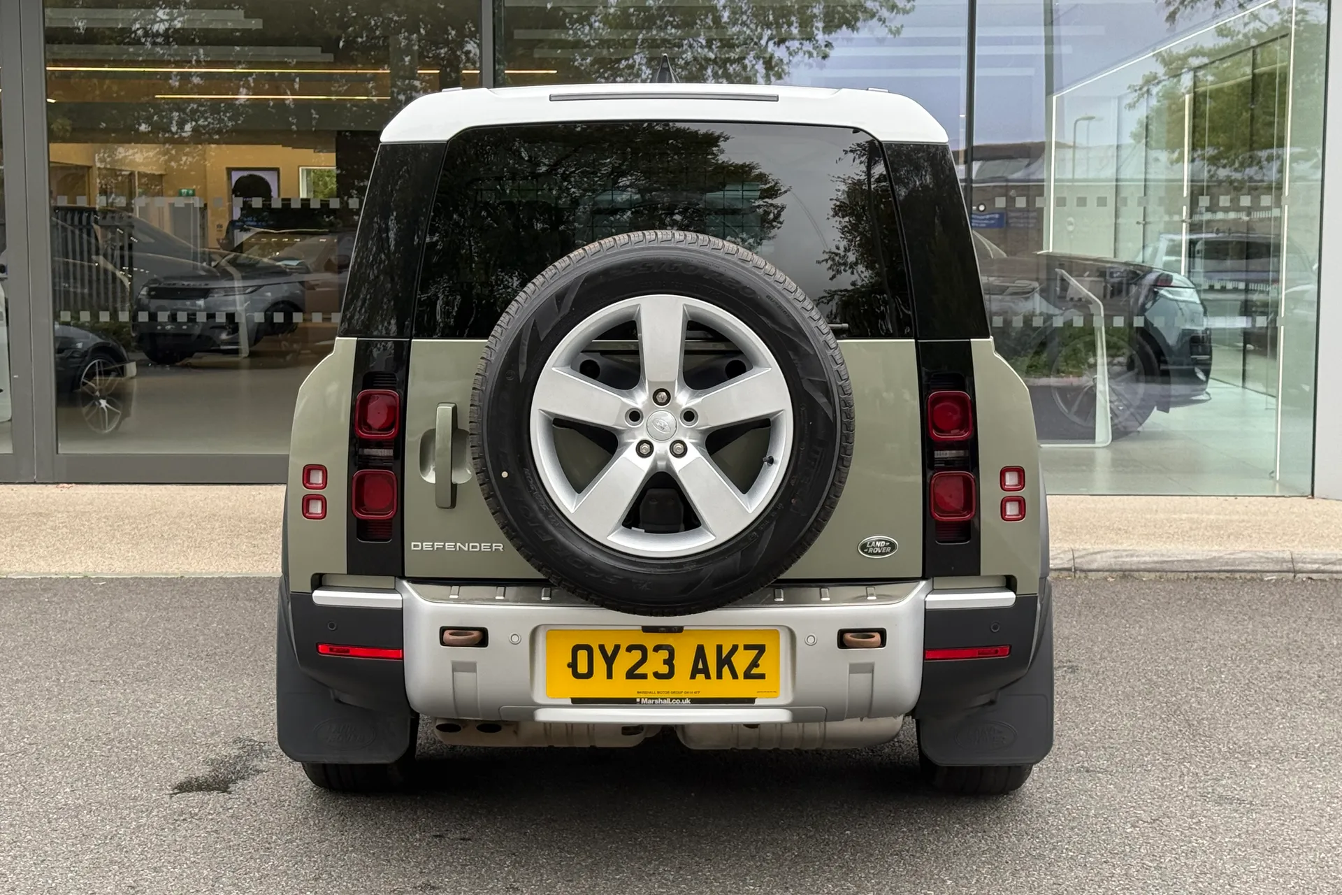 LAND ROVER DEFENDER thumbnail image number 8