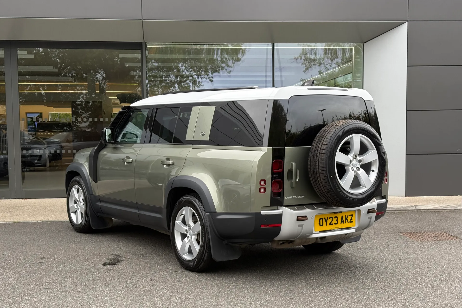 LAND ROVER DEFENDER thumbnail image number 62