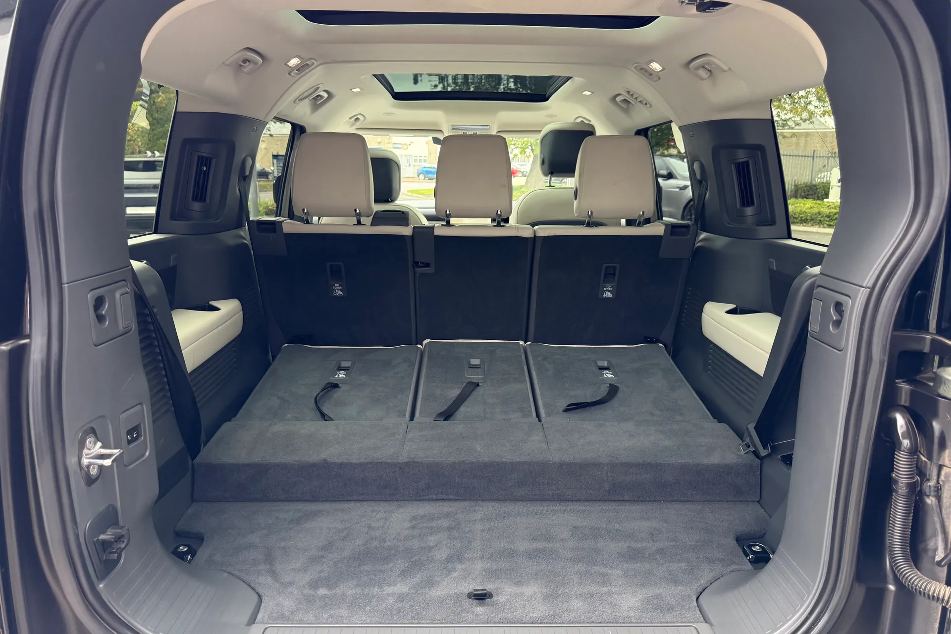 LAND ROVER DEFENDER thumbnail image number 42