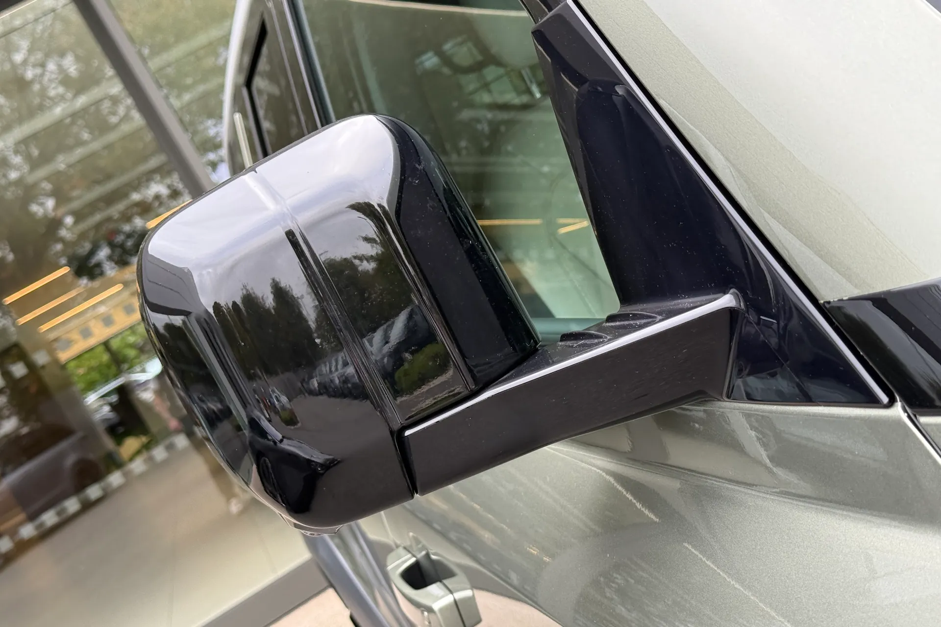 LAND ROVER DEFENDER thumbnail image number 57