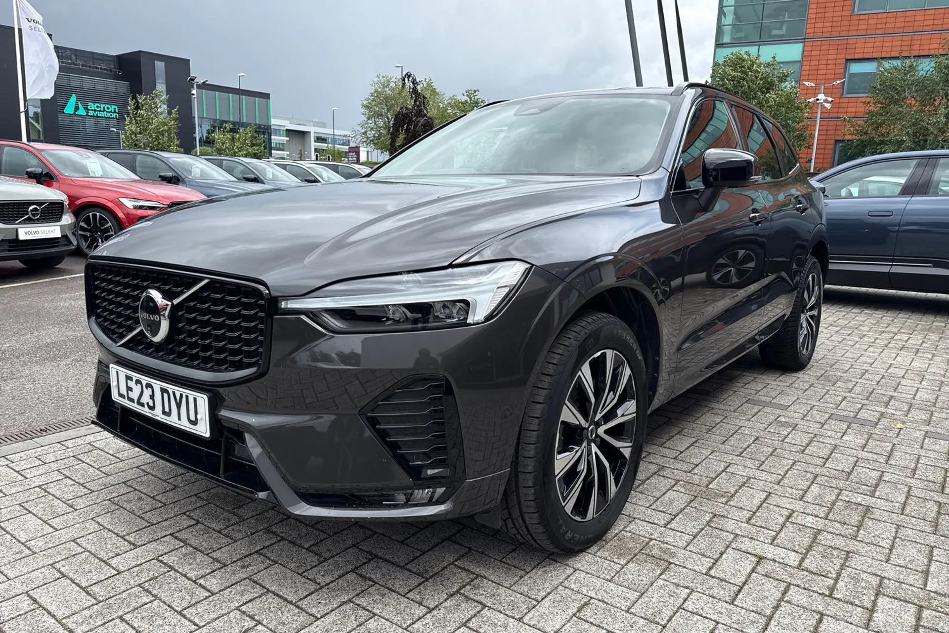 Volvo XC60 thumbnail image number 12