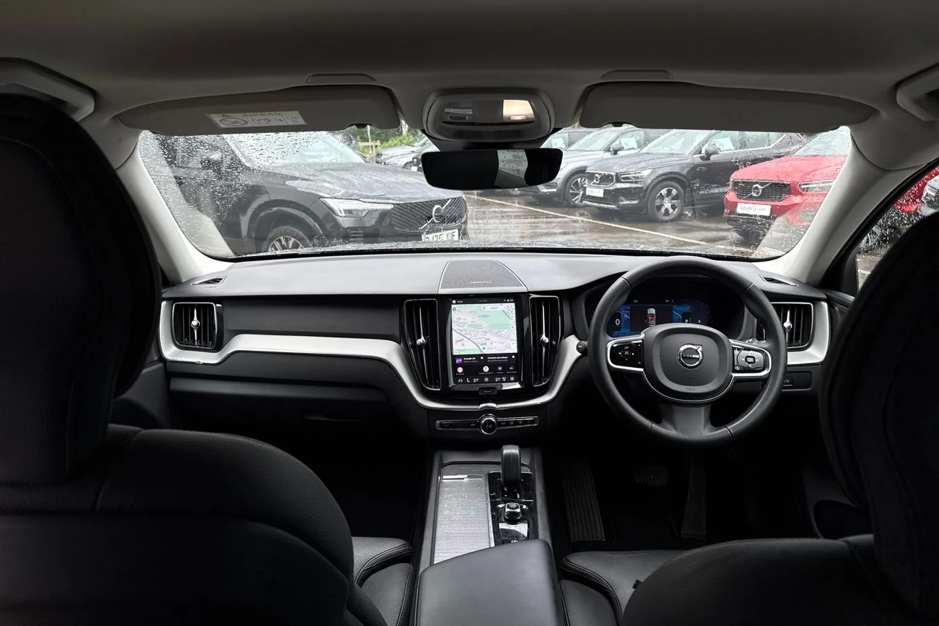 Volvo XC60 thumbnail image number 3