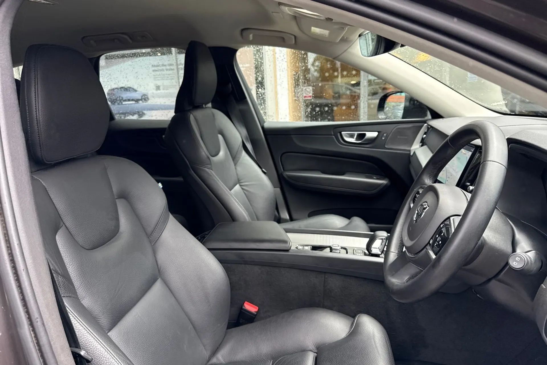 Volvo XC60 thumbnail image number 26