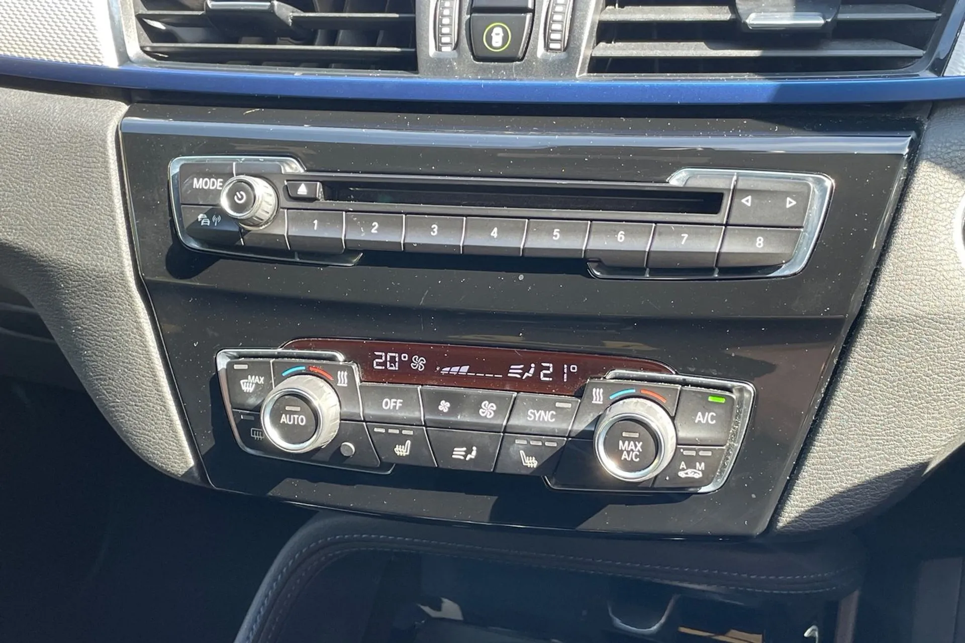 BMW X1 thumbnail image number 40