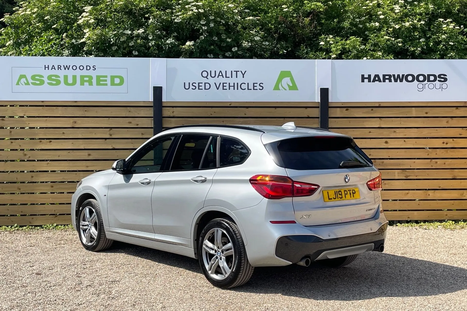 BMW X1 thumbnail image number 10