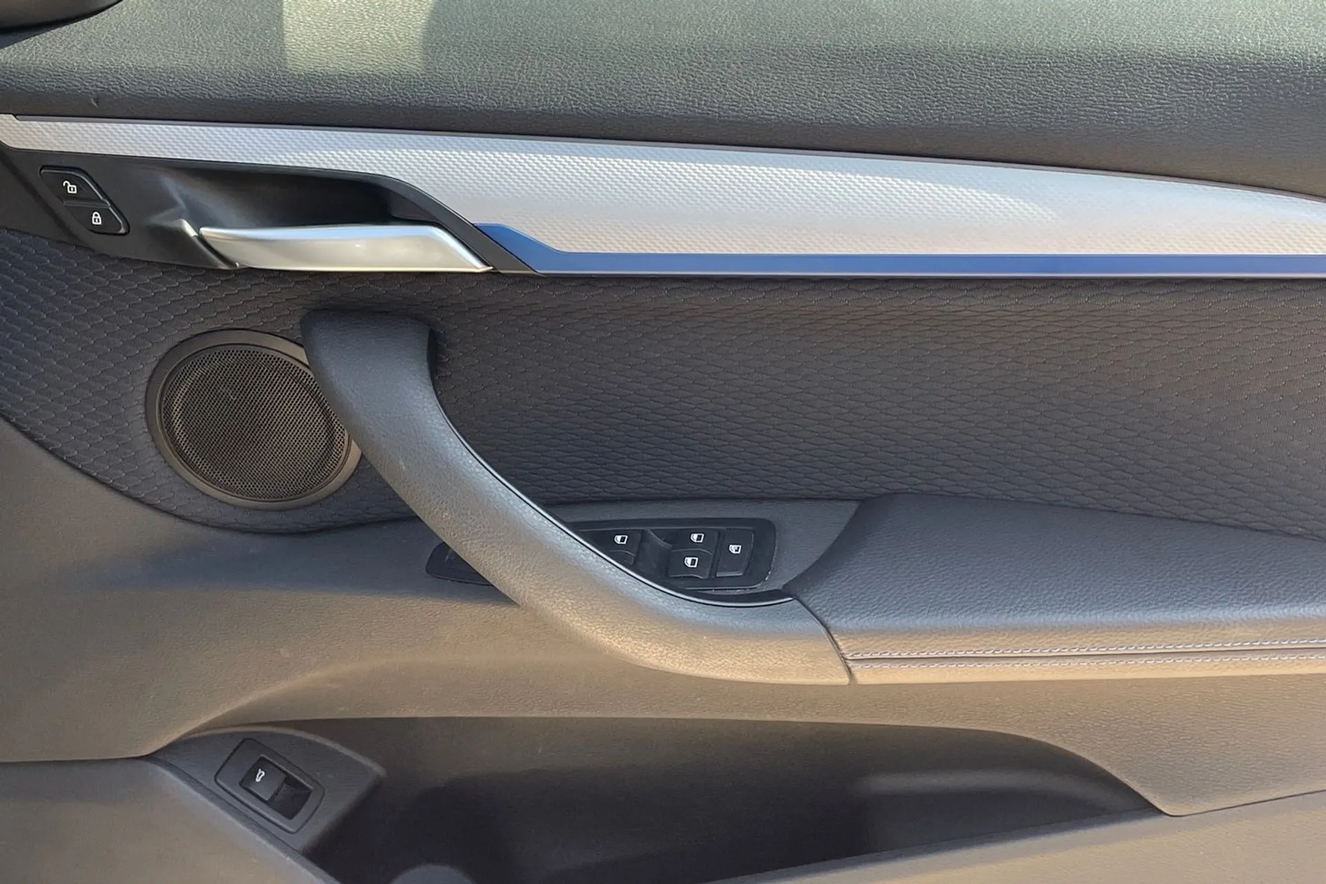 BMW X1 thumbnail image number 41
