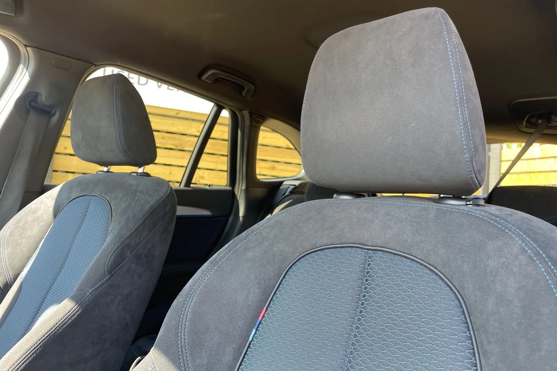 BMW X1 thumbnail image number 31