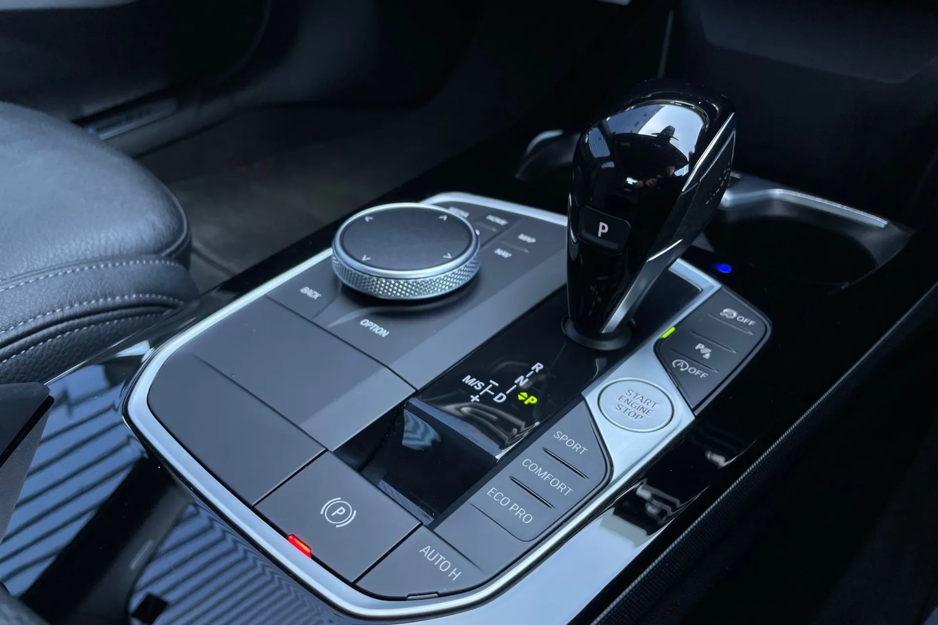 BMW 2 SERIES thumbnail image number 24