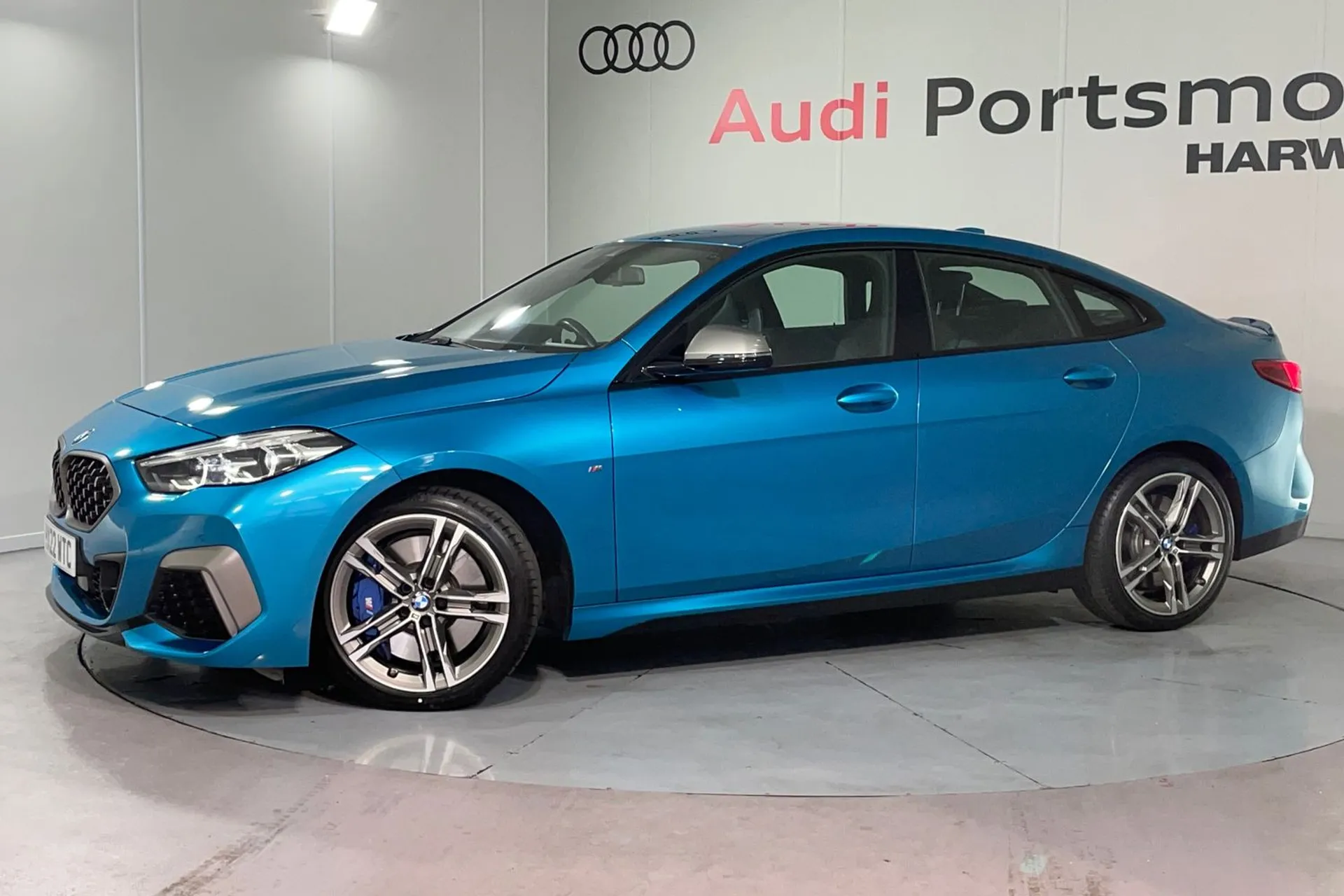 BMW 2 SERIES thumbnail image number 10