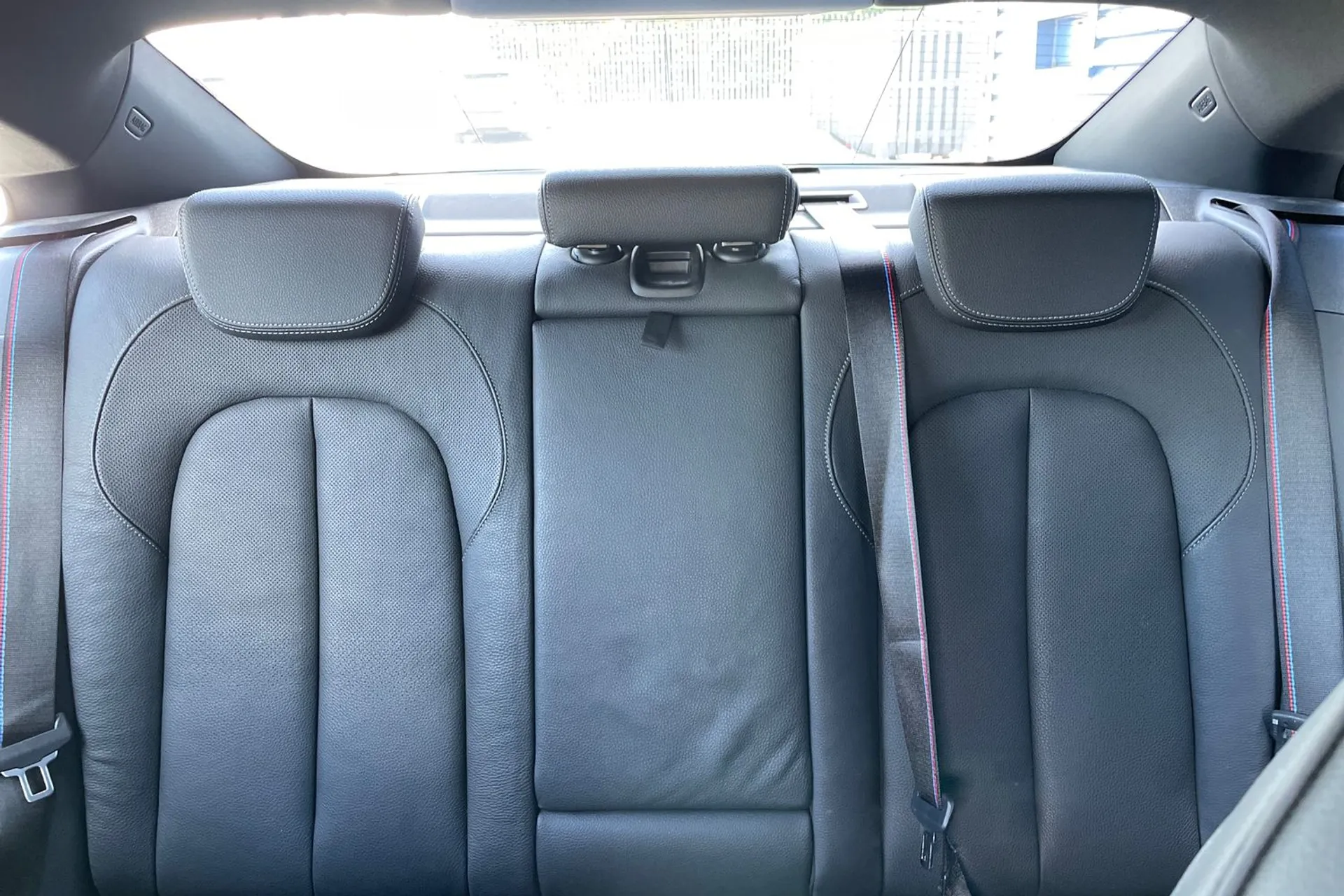 BMW 2 SERIES thumbnail image number 33
