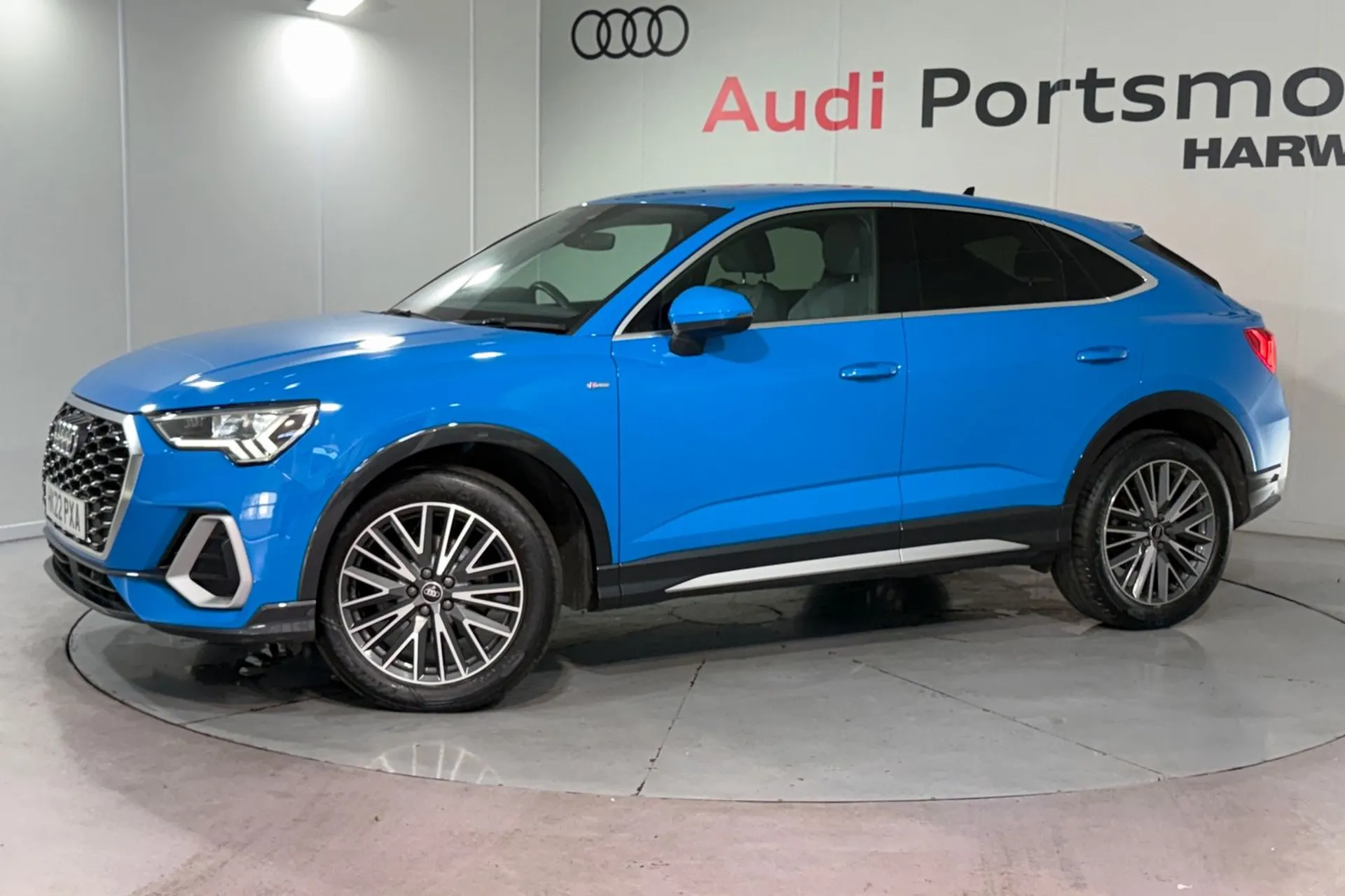 Audi Q3 S LINE 35 TFSI MHEV S- thumbnail image number 5