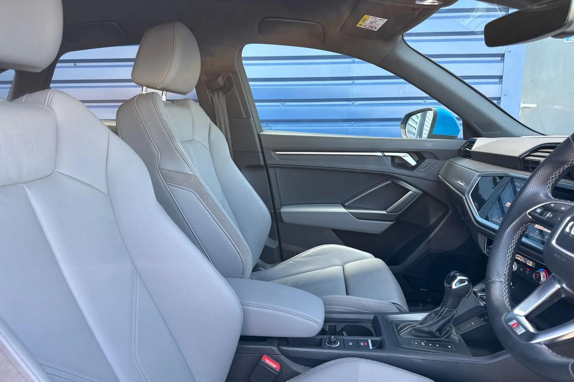 Audi Q3 S LINE 35 TFSI MHEV S- thumbnail image number 24