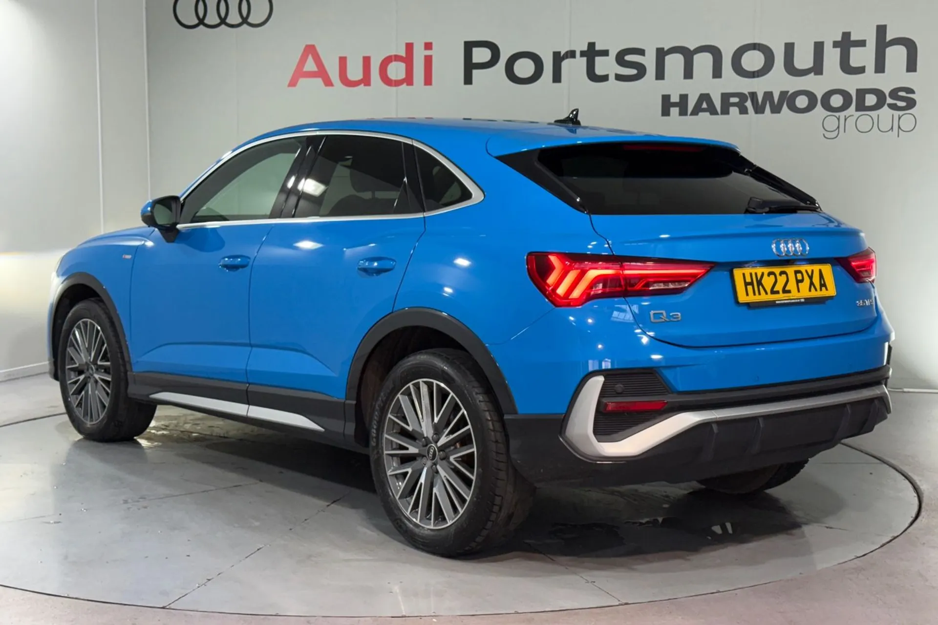 Audi Q3 S LINE 35 TFSI MHEV S- thumbnail image number 9