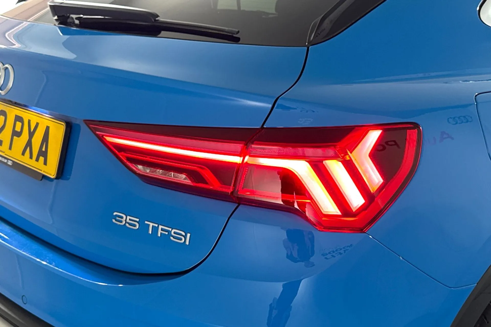 Audi Q3 S LINE 35 TFSI MHEV S- thumbnail image number 17