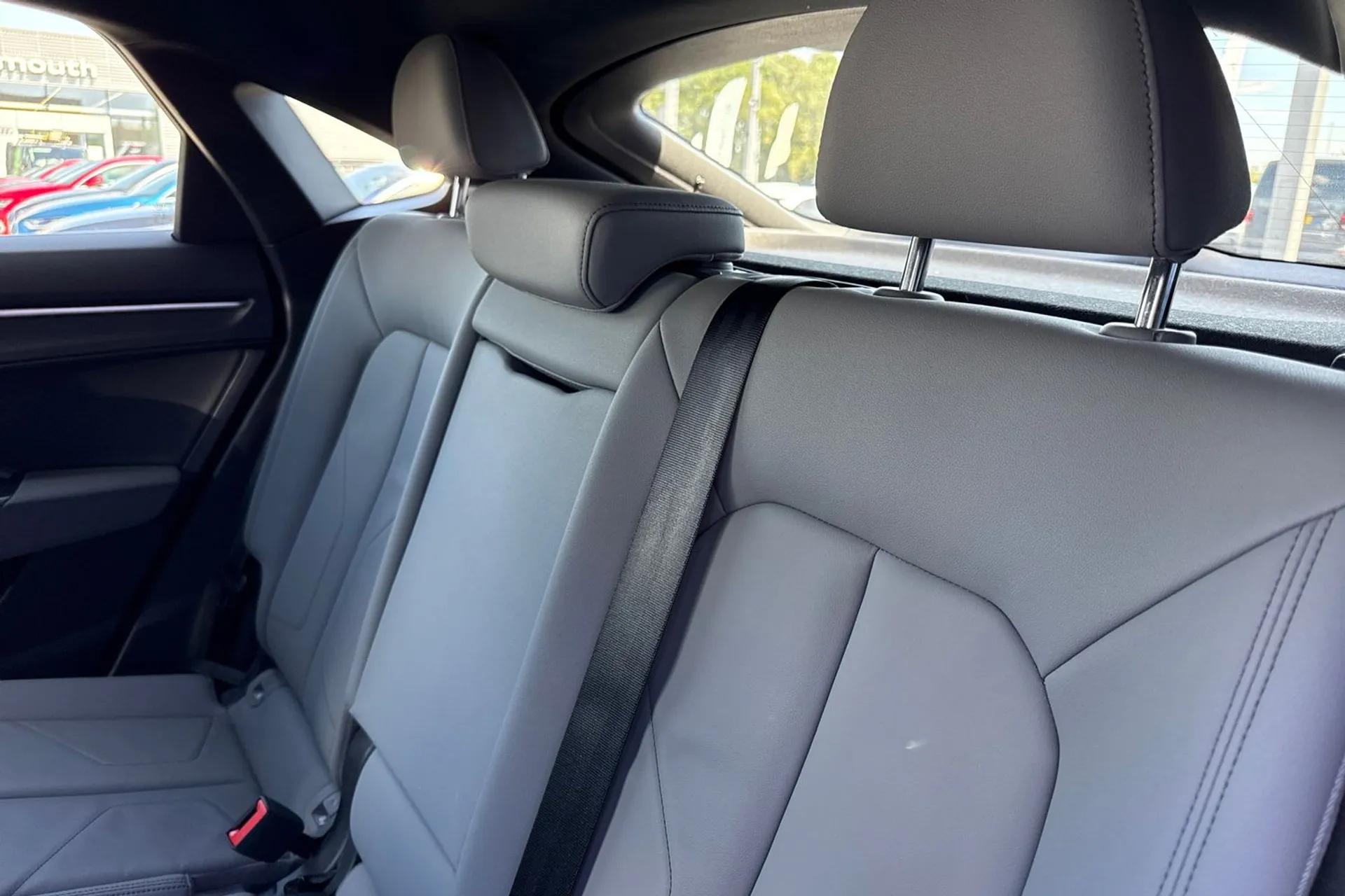 Audi Q3 S LINE 35 TFSI MHEV S- thumbnail image number 31
