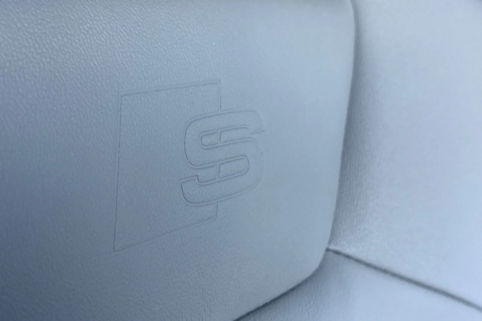 Audi Q3 S LINE 35 TFSI MHEV S- thumbnail image number 47