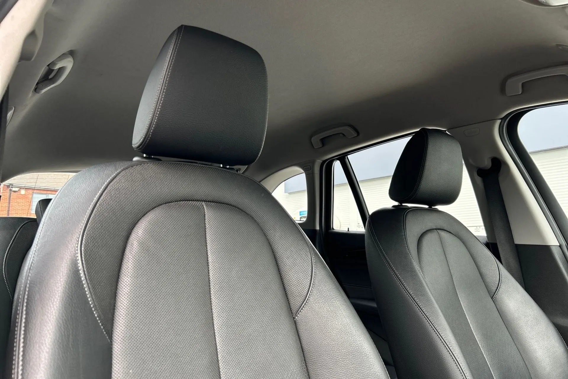 BMW X1 thumbnail image number 51