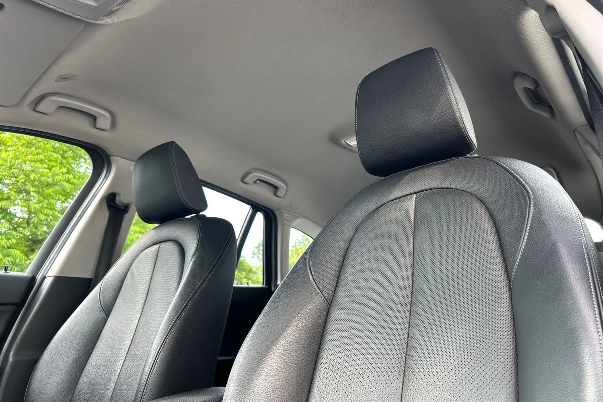 BMW X1 thumbnail image number 11