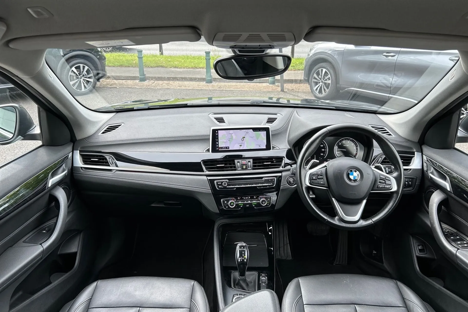 BMW X1 thumbnail image number 3