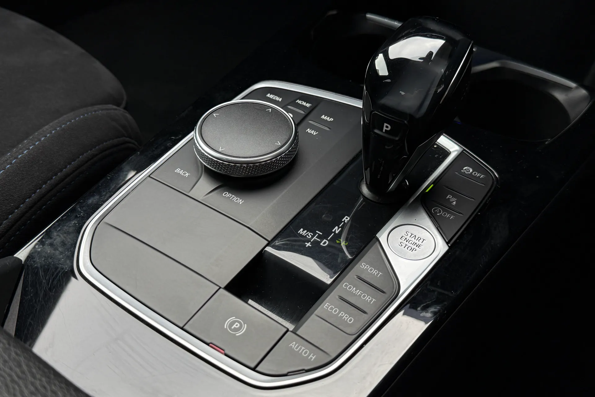 BMW 2 SERIES thumbnail image number 17