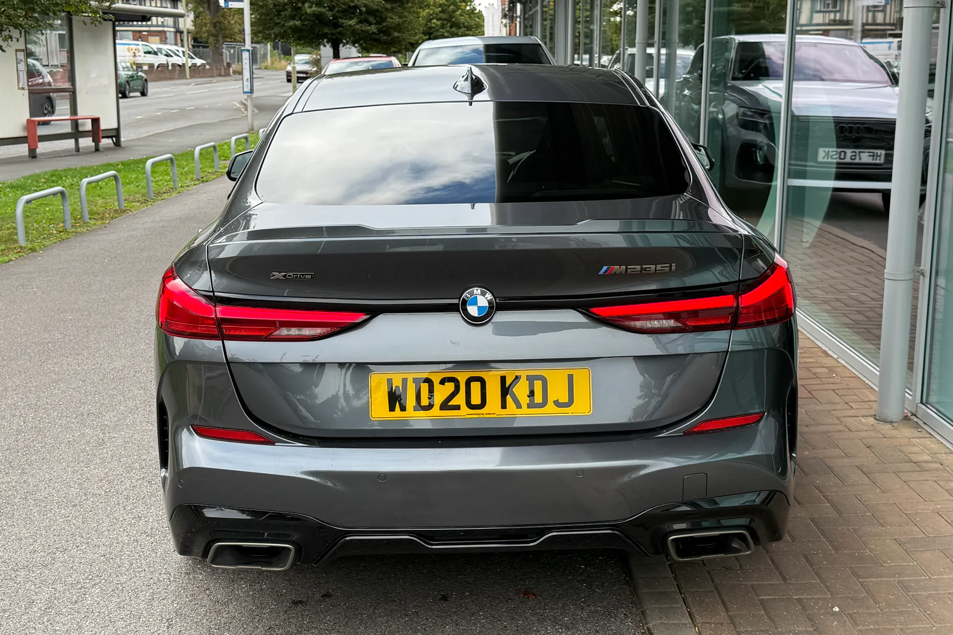 BMW 2 SERIES thumbnail image number 39