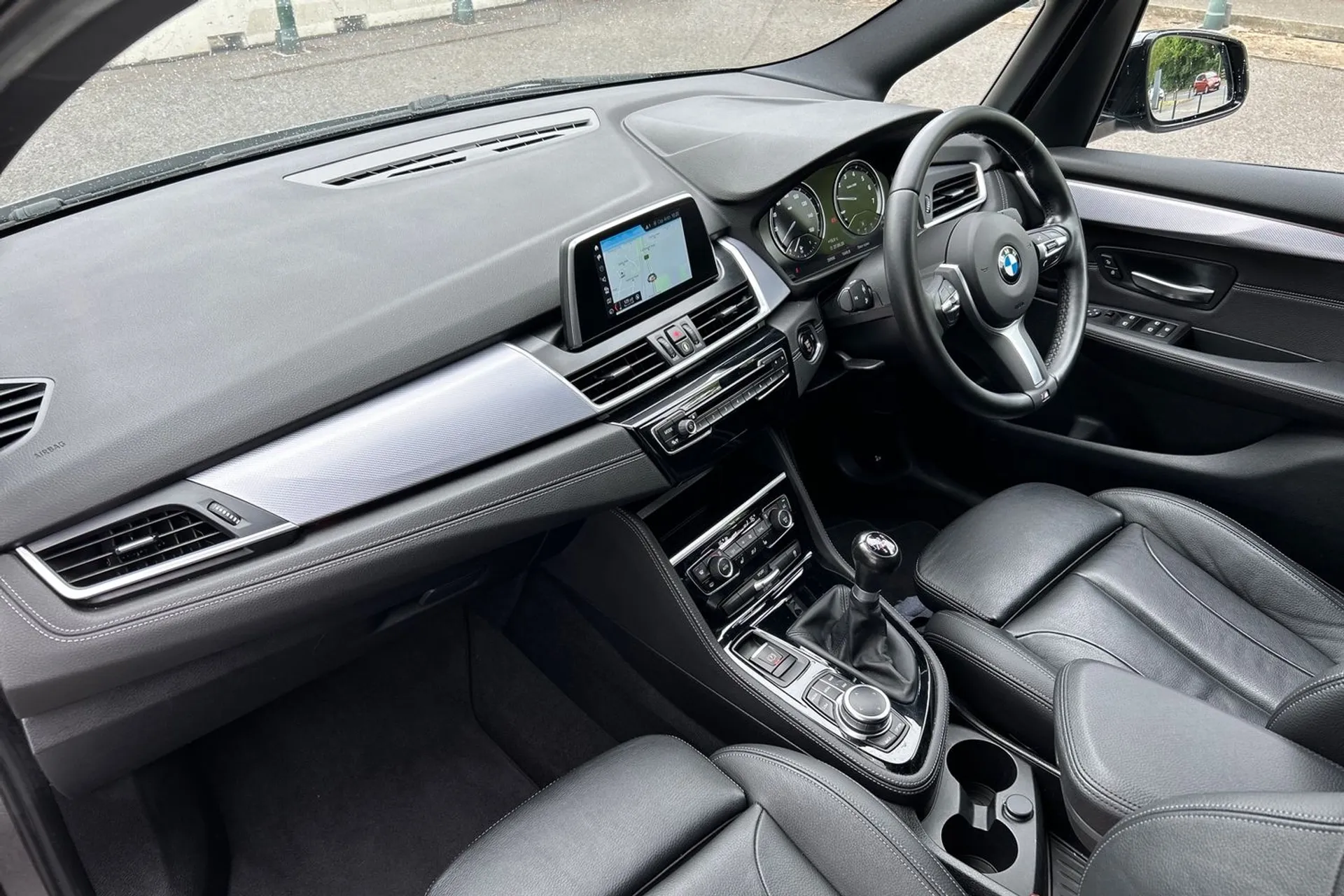 BMW 2 SERIES thumbnail image number 18