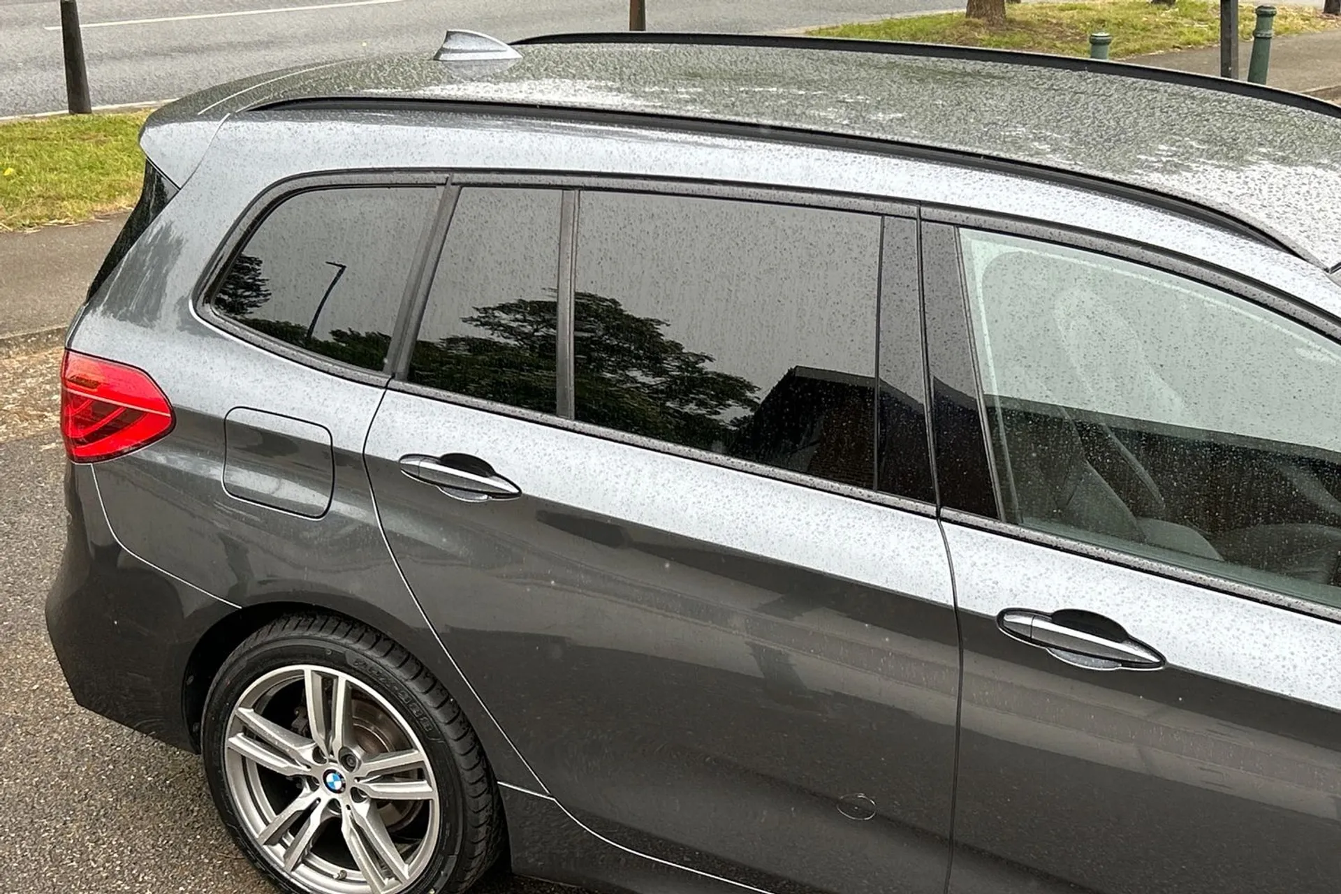 BMW 2 SERIES thumbnail image number 28