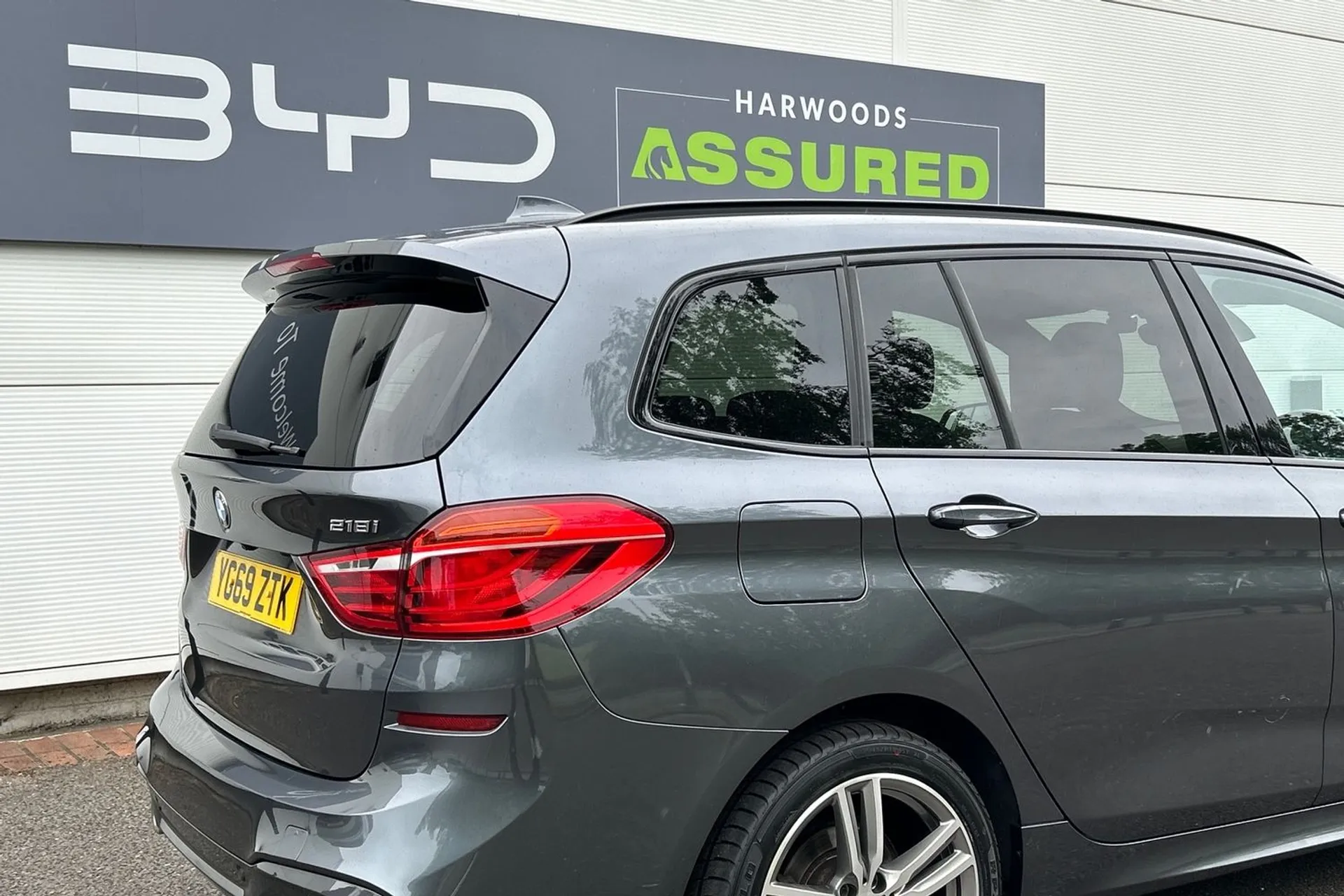 BMW 2 SERIES thumbnail image number 27