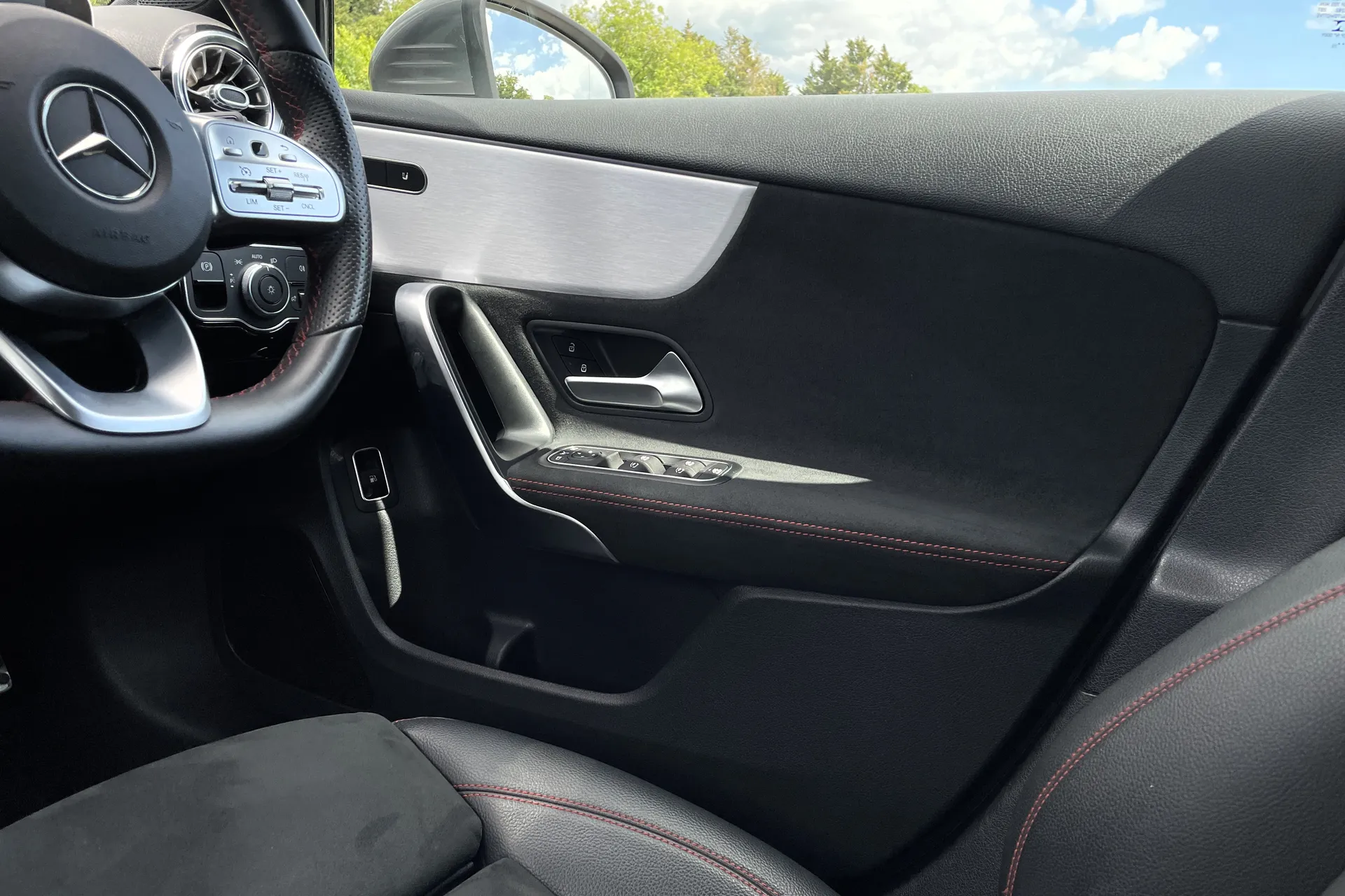 MERCEDES-BENZ A CLASS thumbnail image number 36