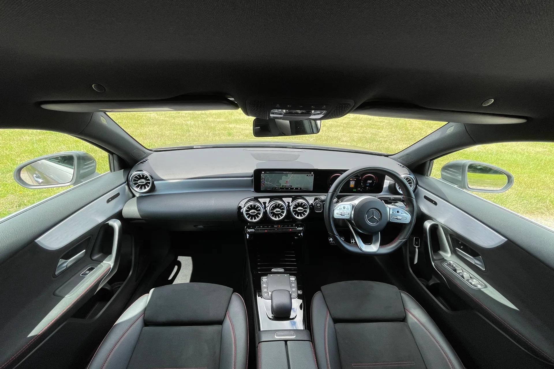 MERCEDES-BENZ A CLASS thumbnail image number 3