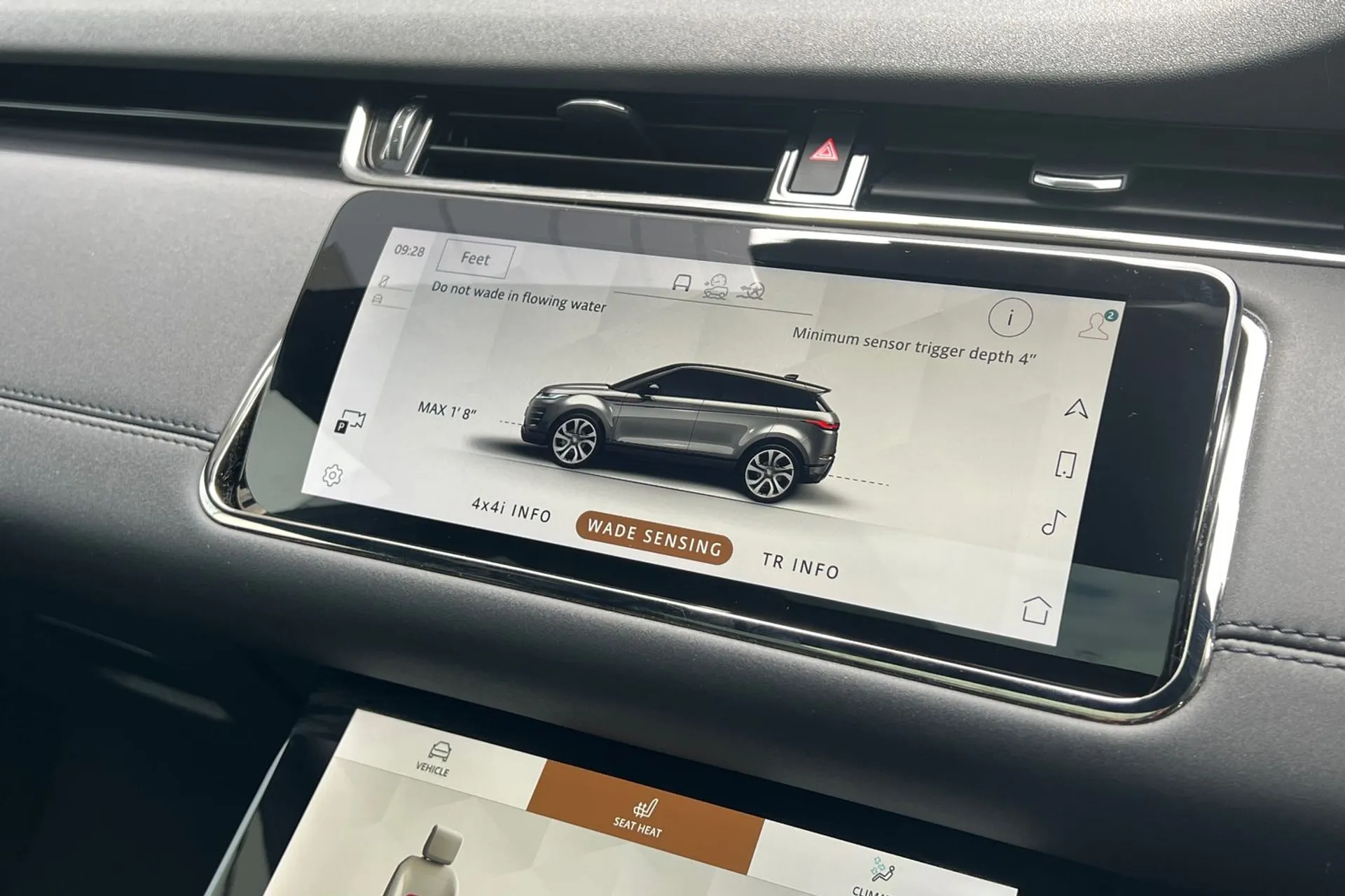 LAND ROVER RANGE ROVER EVOQUE thumbnail image number 63