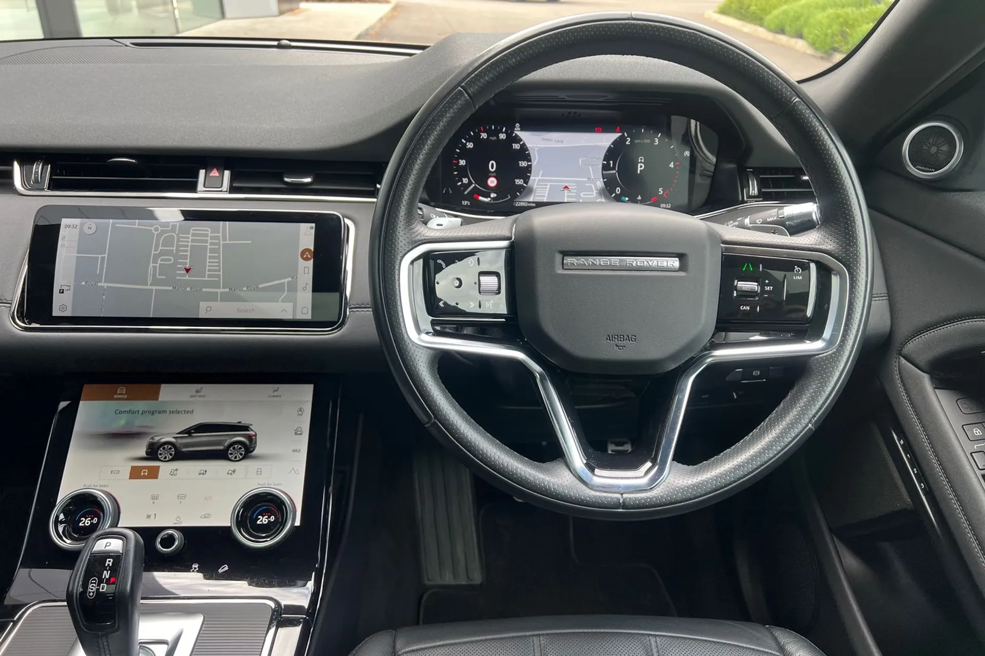 LAND ROVER RANGE ROVER EVOQUE thumbnail image number 30