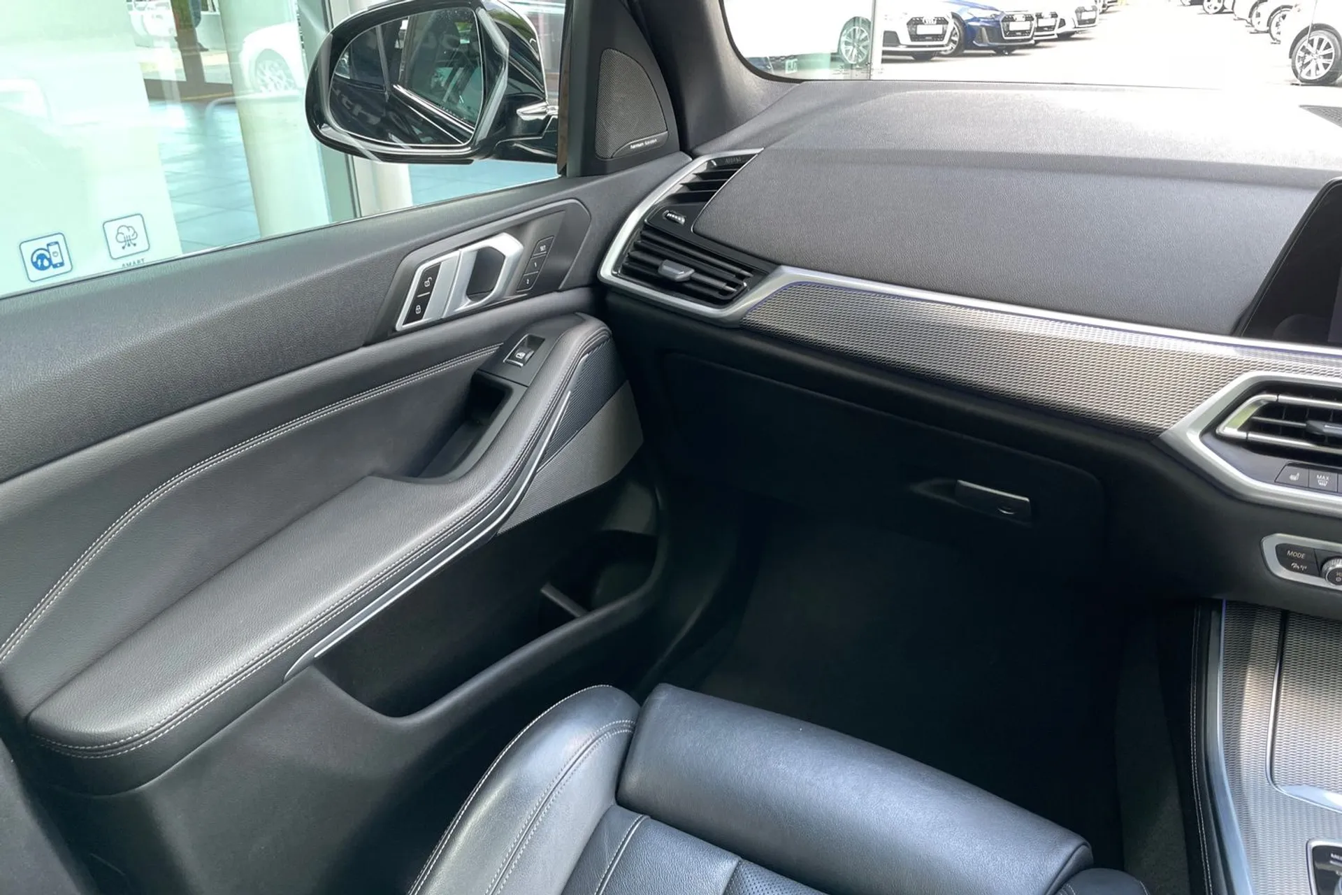 BMW X5 thumbnail image number 31