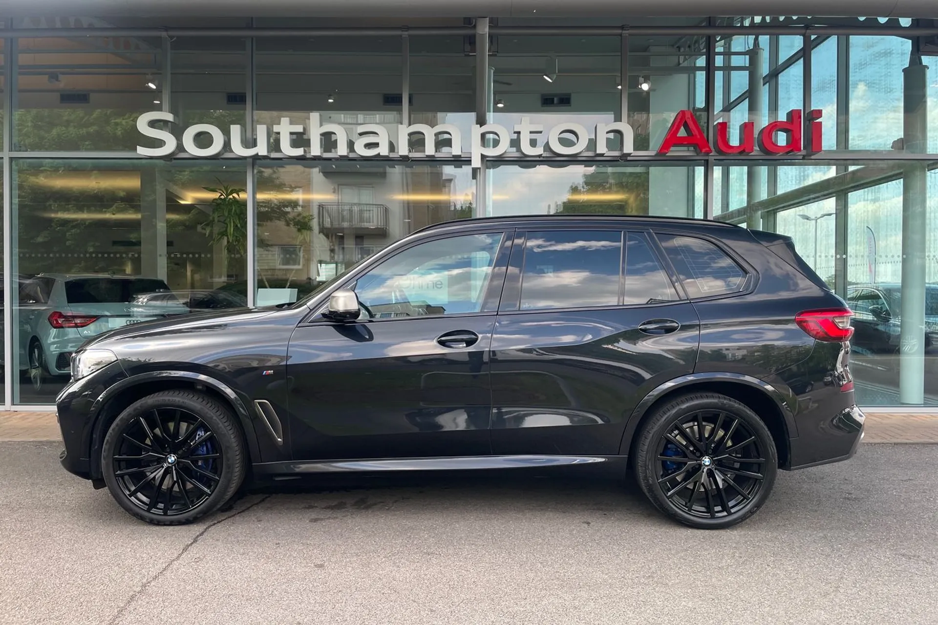 BMW X5 thumbnail image number 9