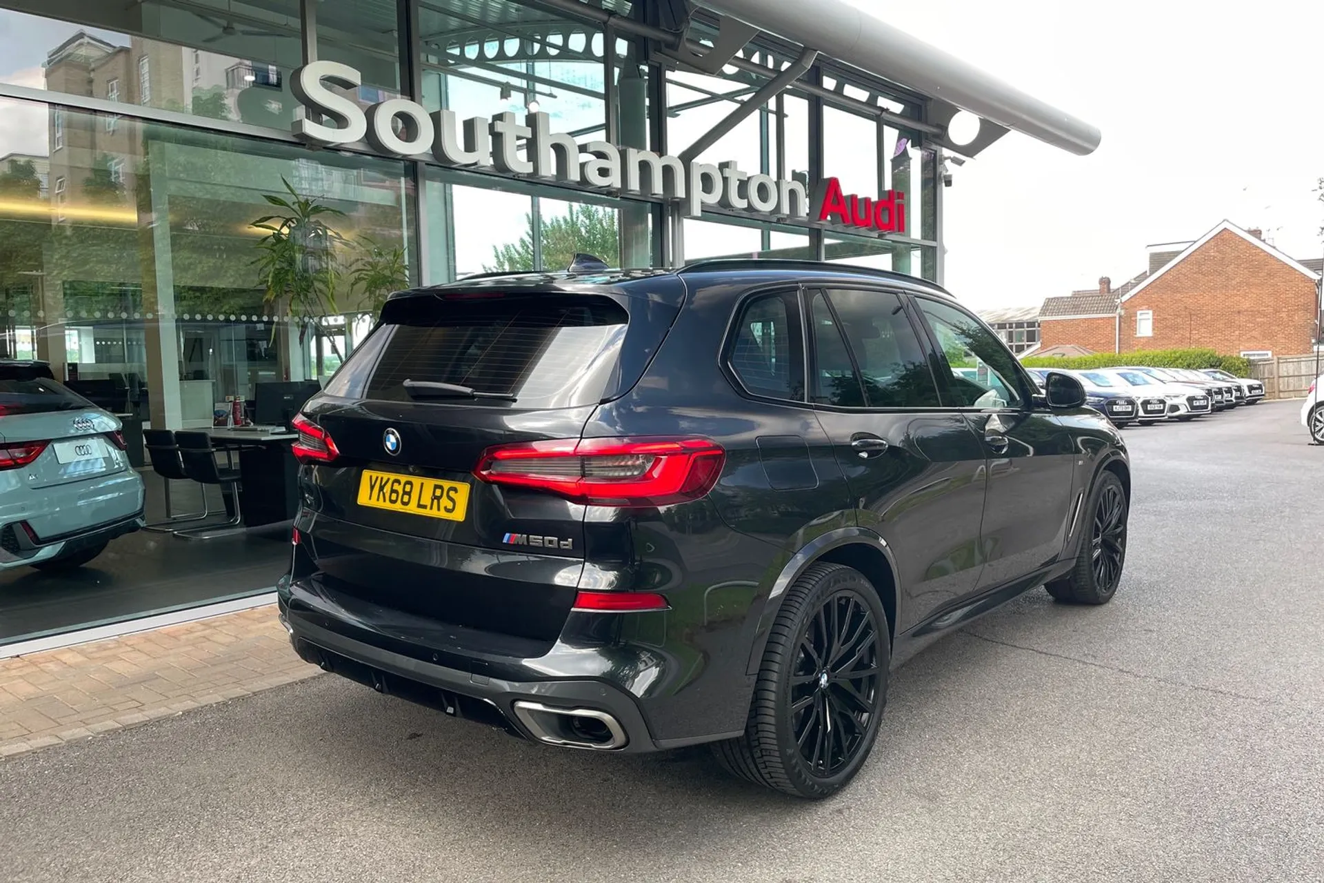 BMW X5 thumbnail image number 6