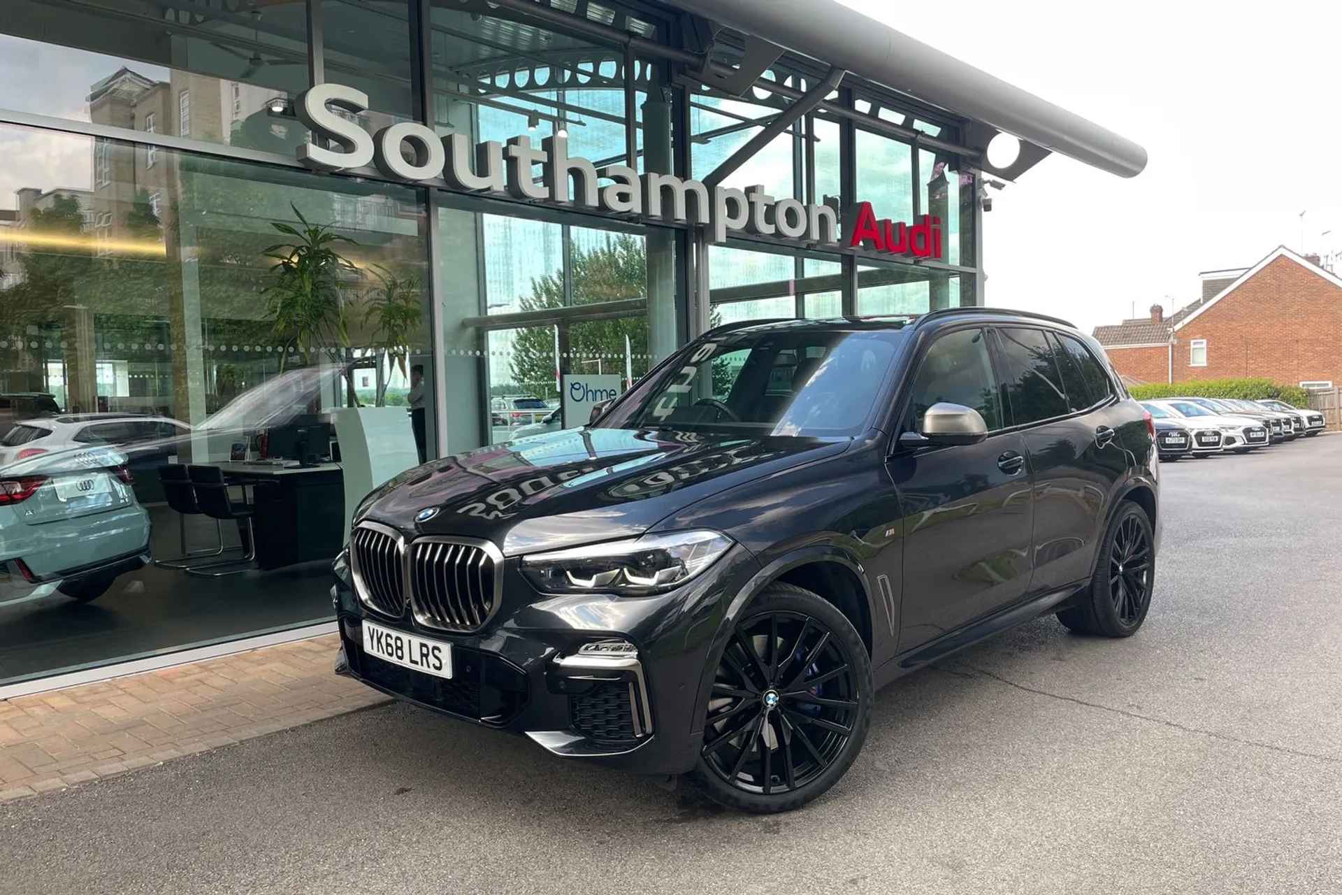 BMW X5 thumbnail image number 10