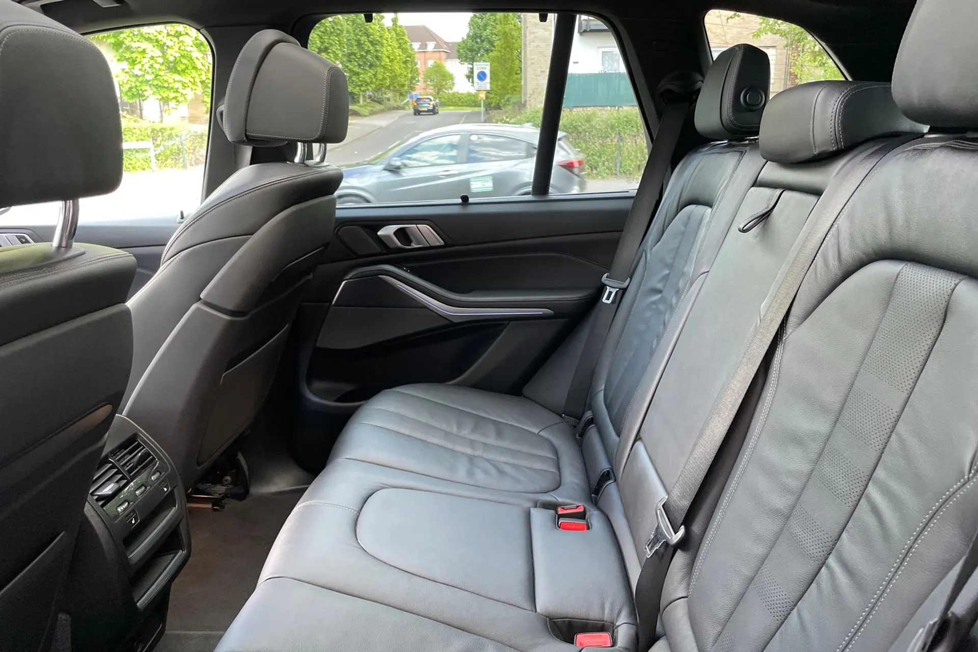 BMW X5 thumbnail image number 29