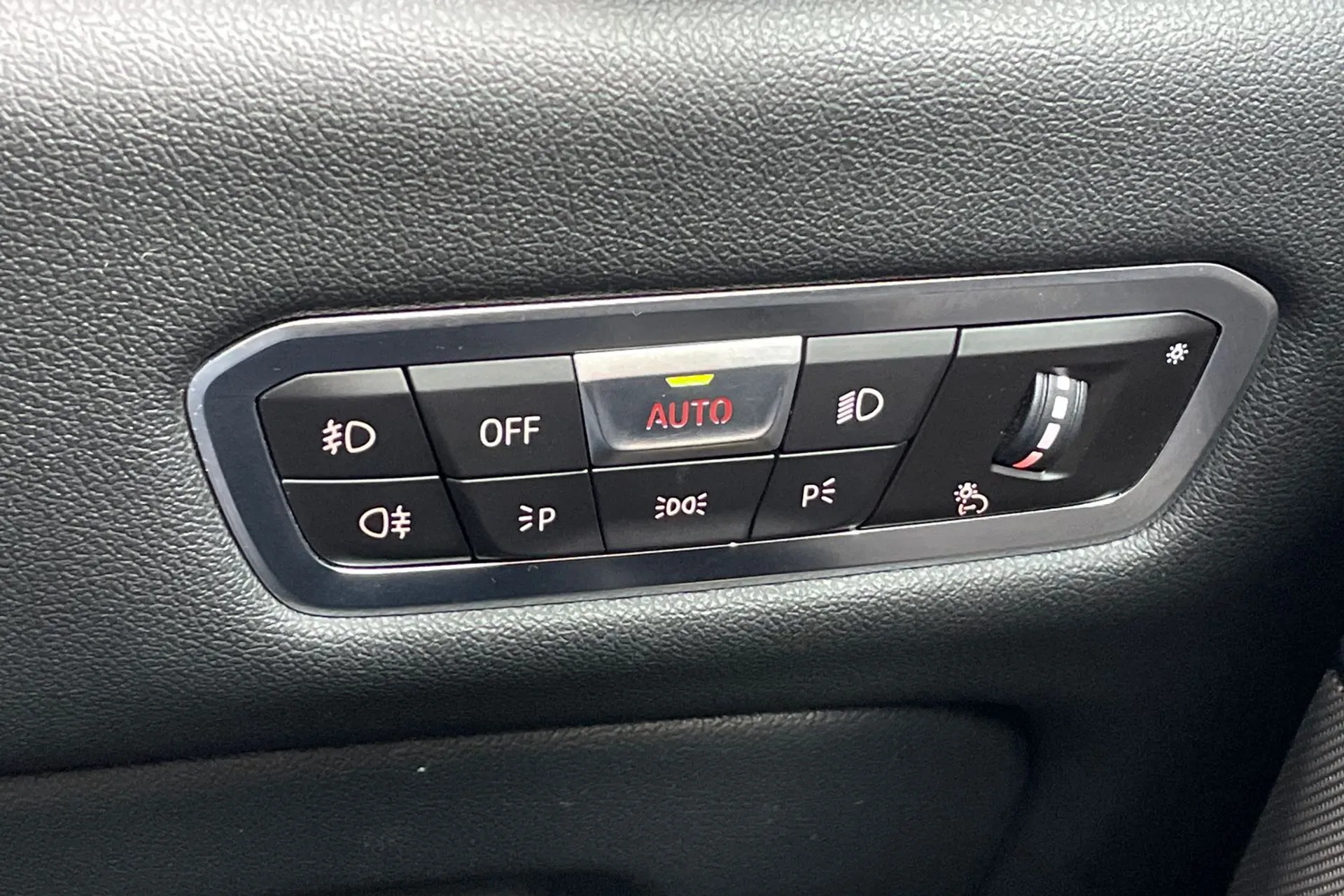 BMW X5 thumbnail image number 56